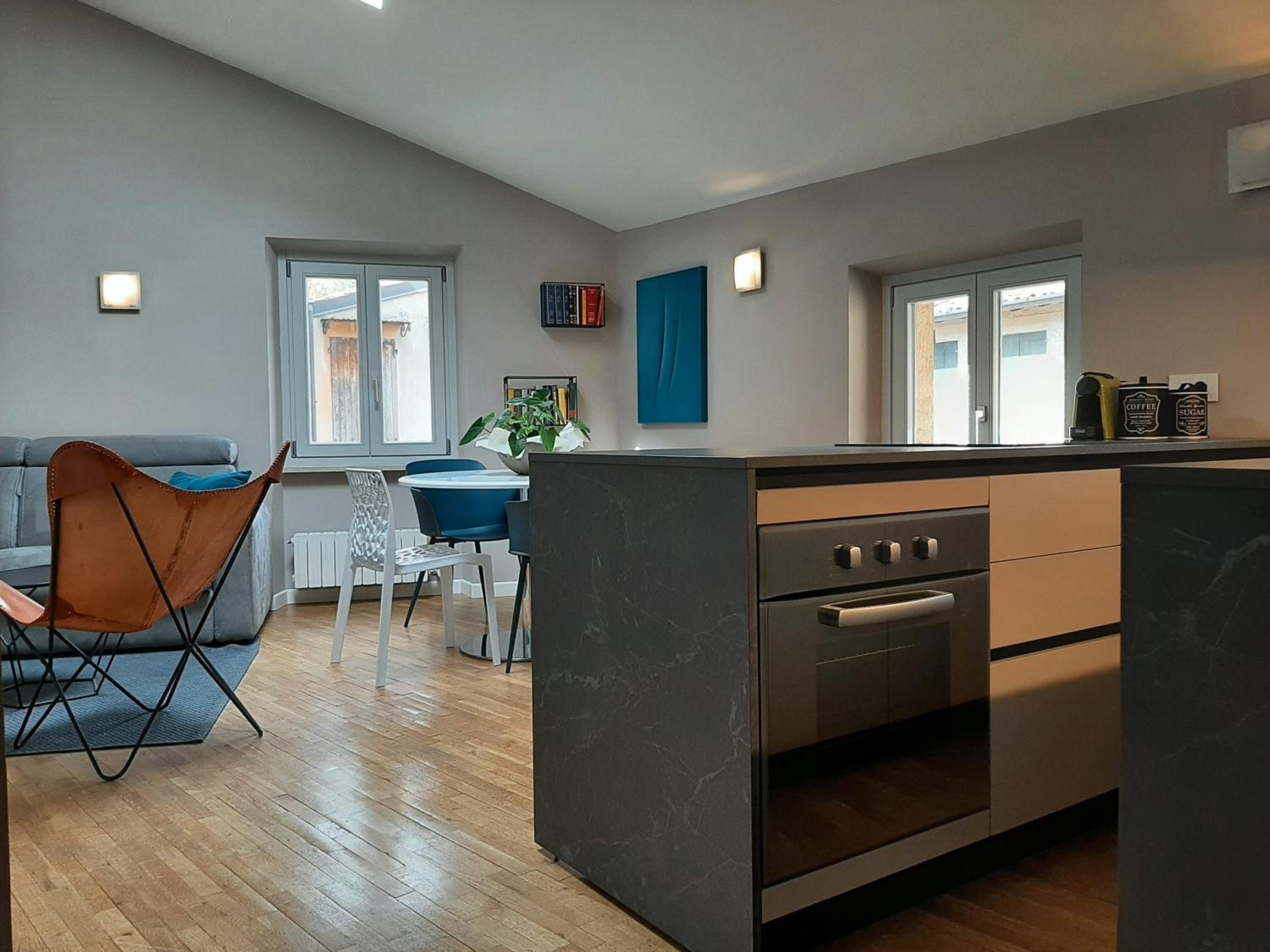 One-Bedroom Apartment - Photo 14
