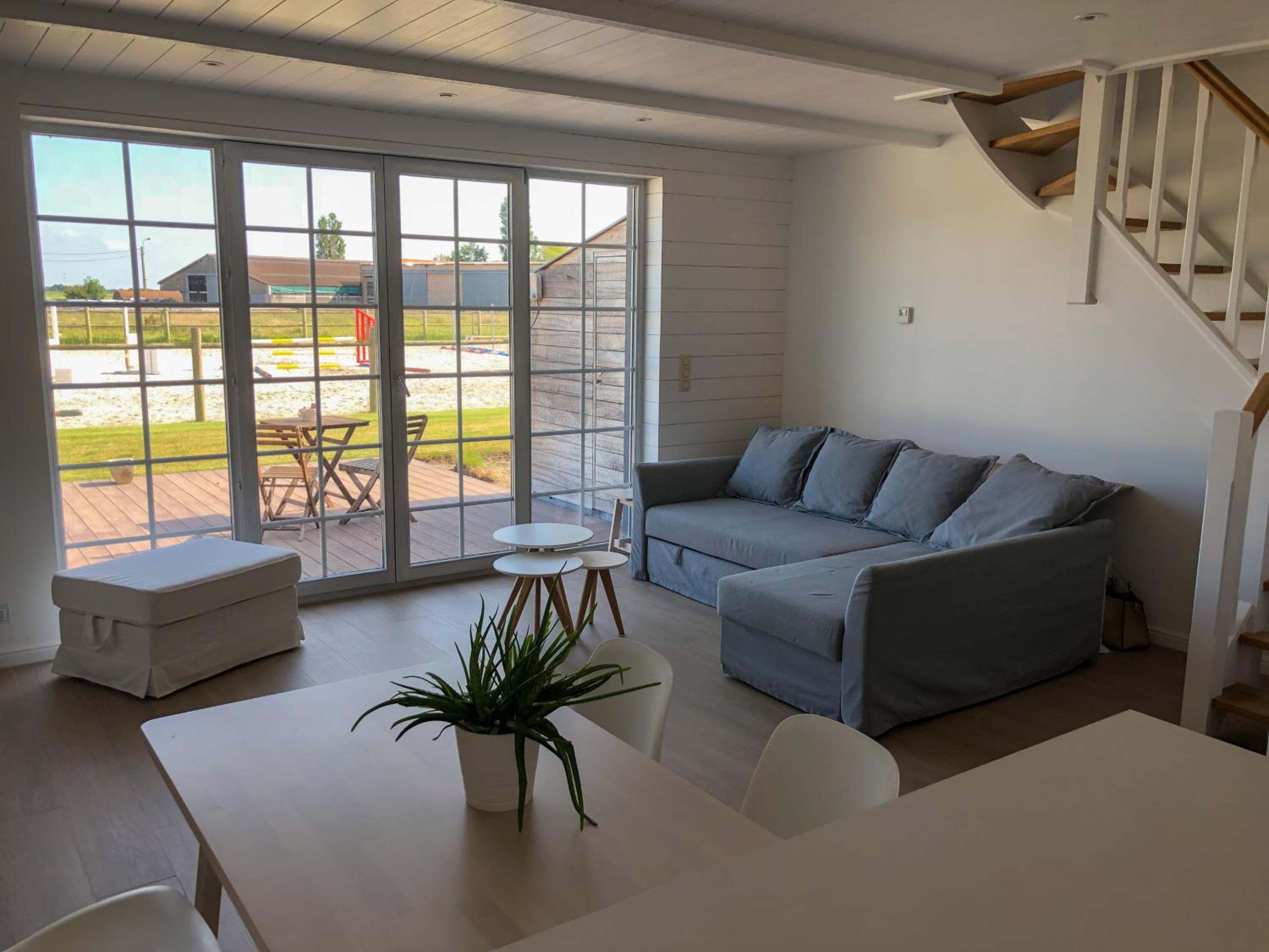 One-Bedroom House photo 1