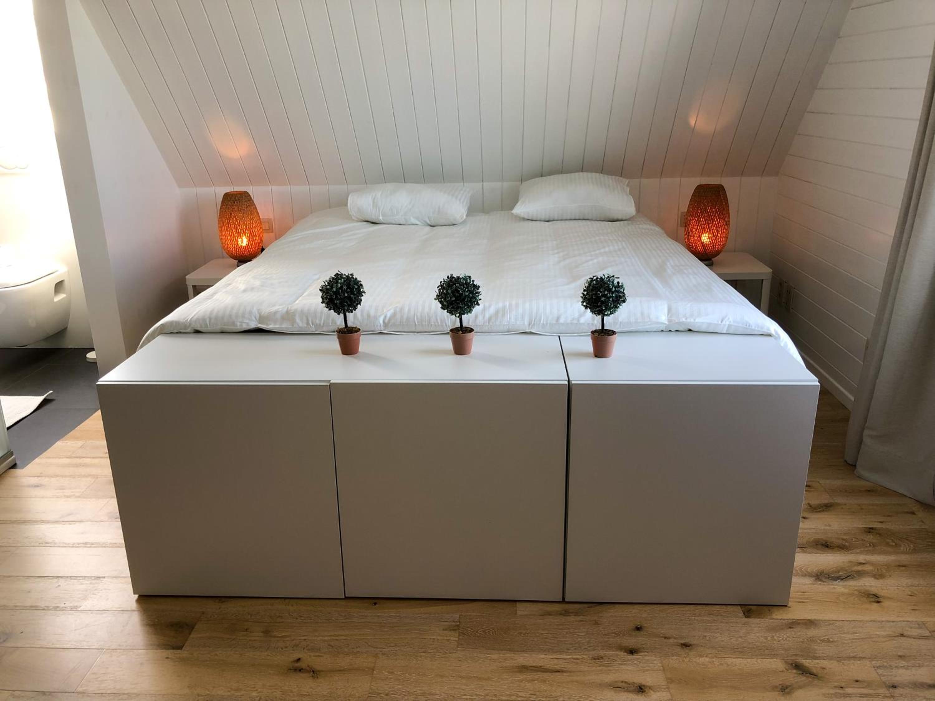 One-Bedroom House photo 2