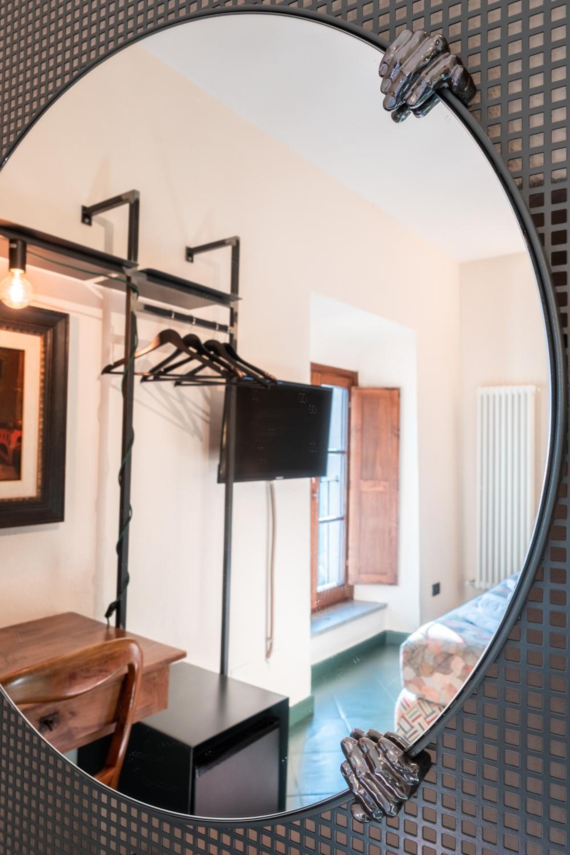 Suite - Photo 54