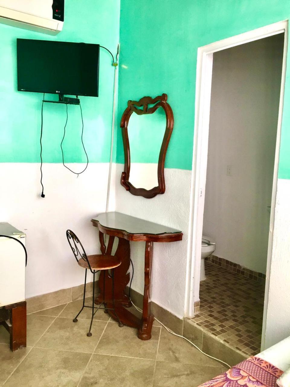 Basic Triple Room - Photo 1