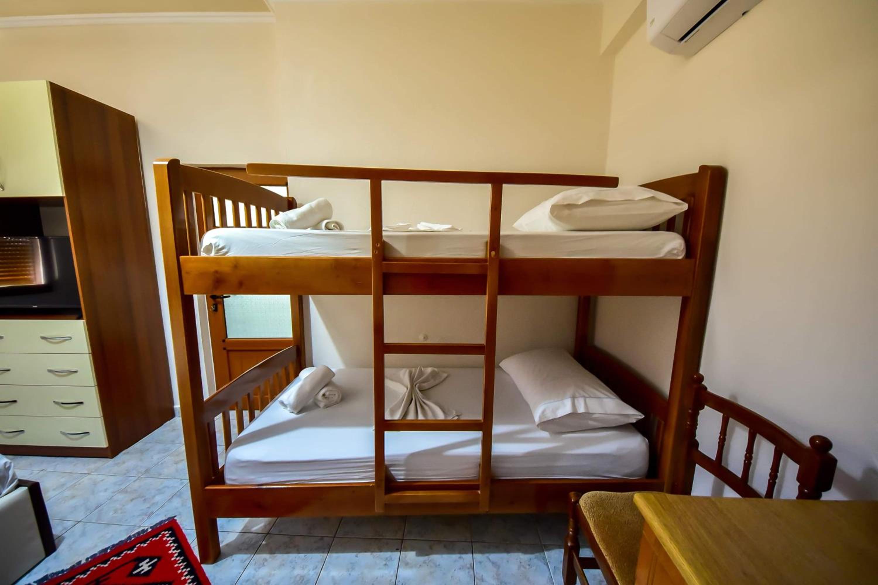 Luxury Quadruple Room photo 2
