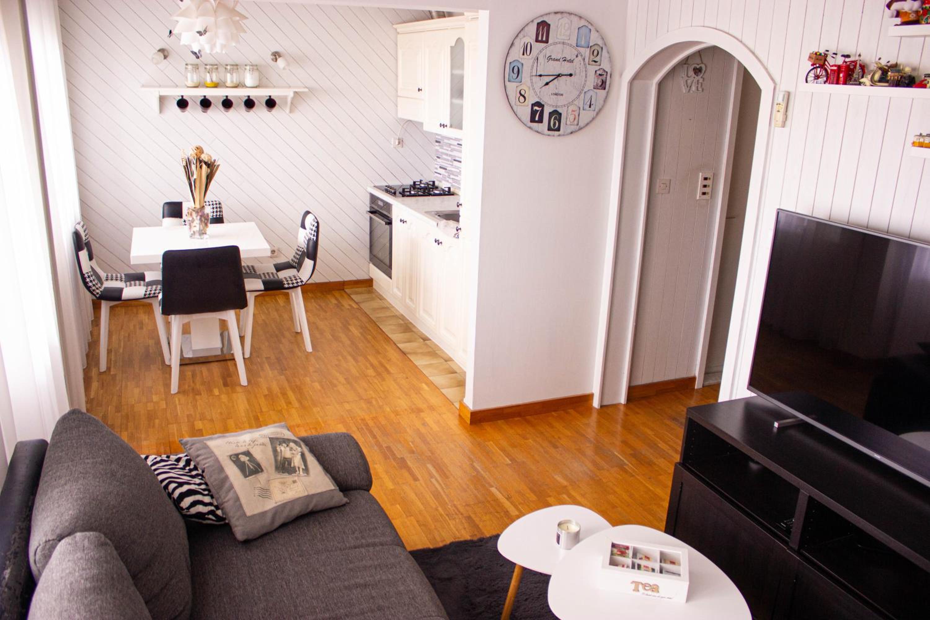 Apartment with Terrace