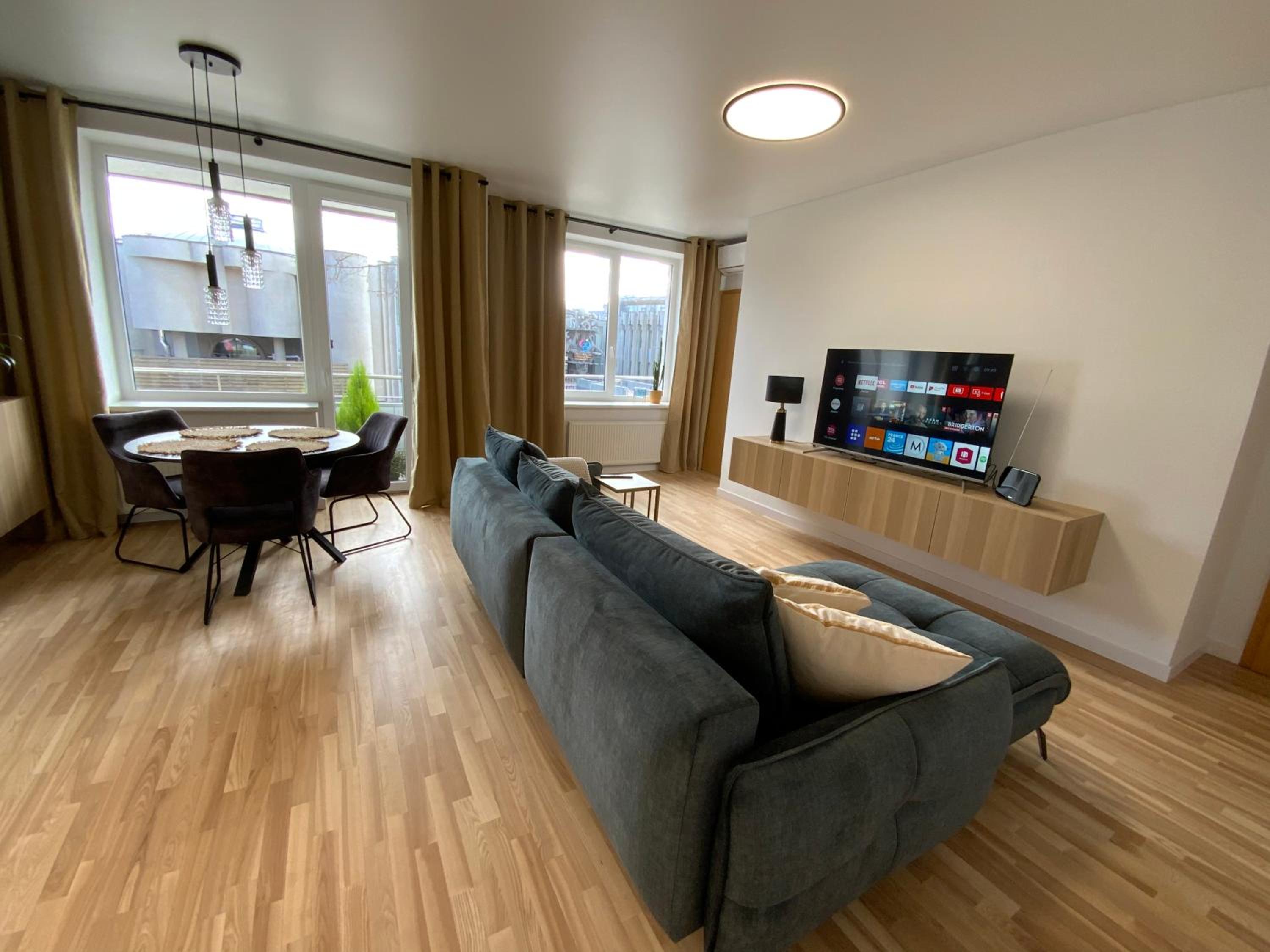 Two-Bedroom Apartment - Photo 19