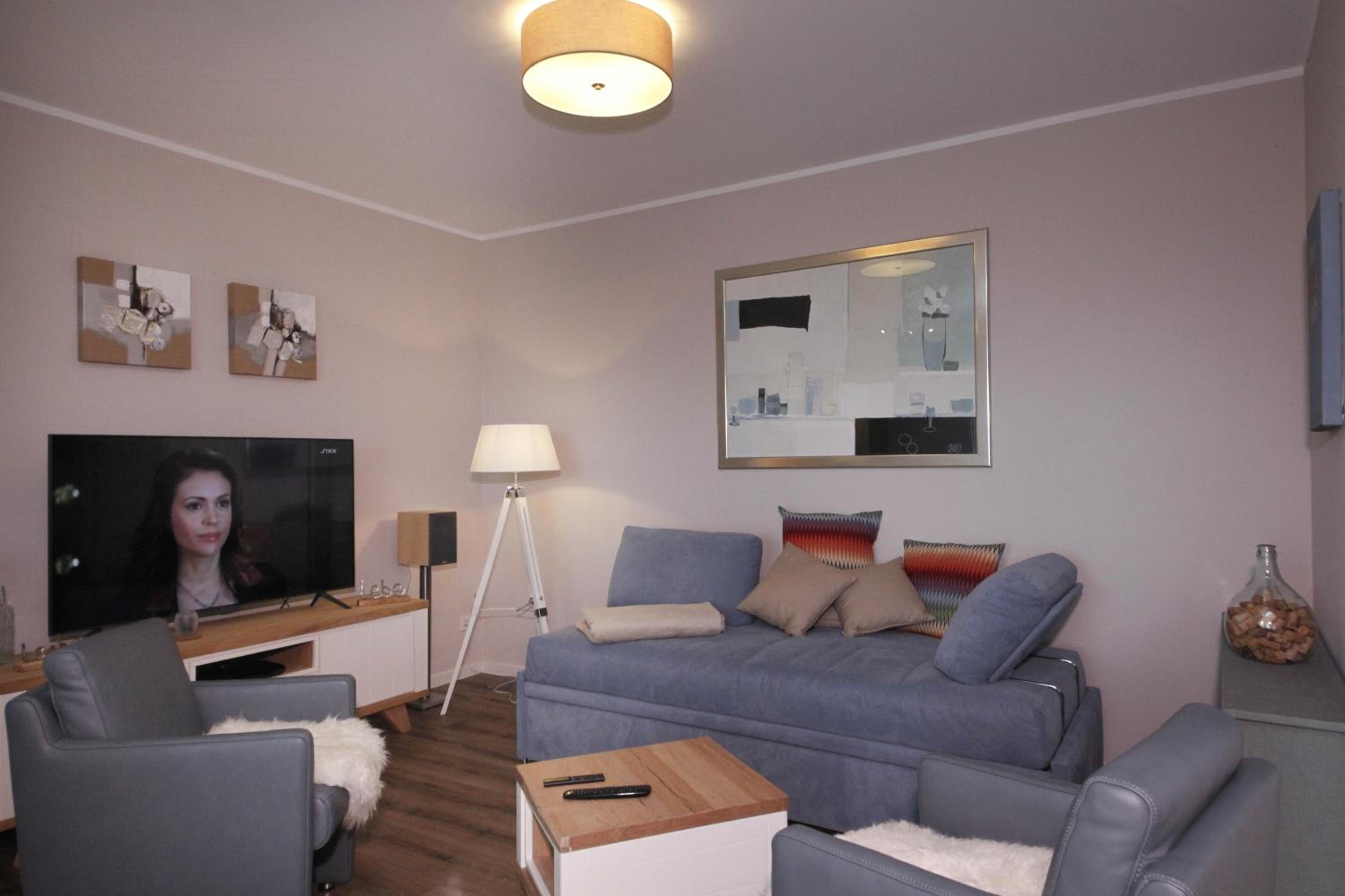 One-Bedroom Apartment photo 3