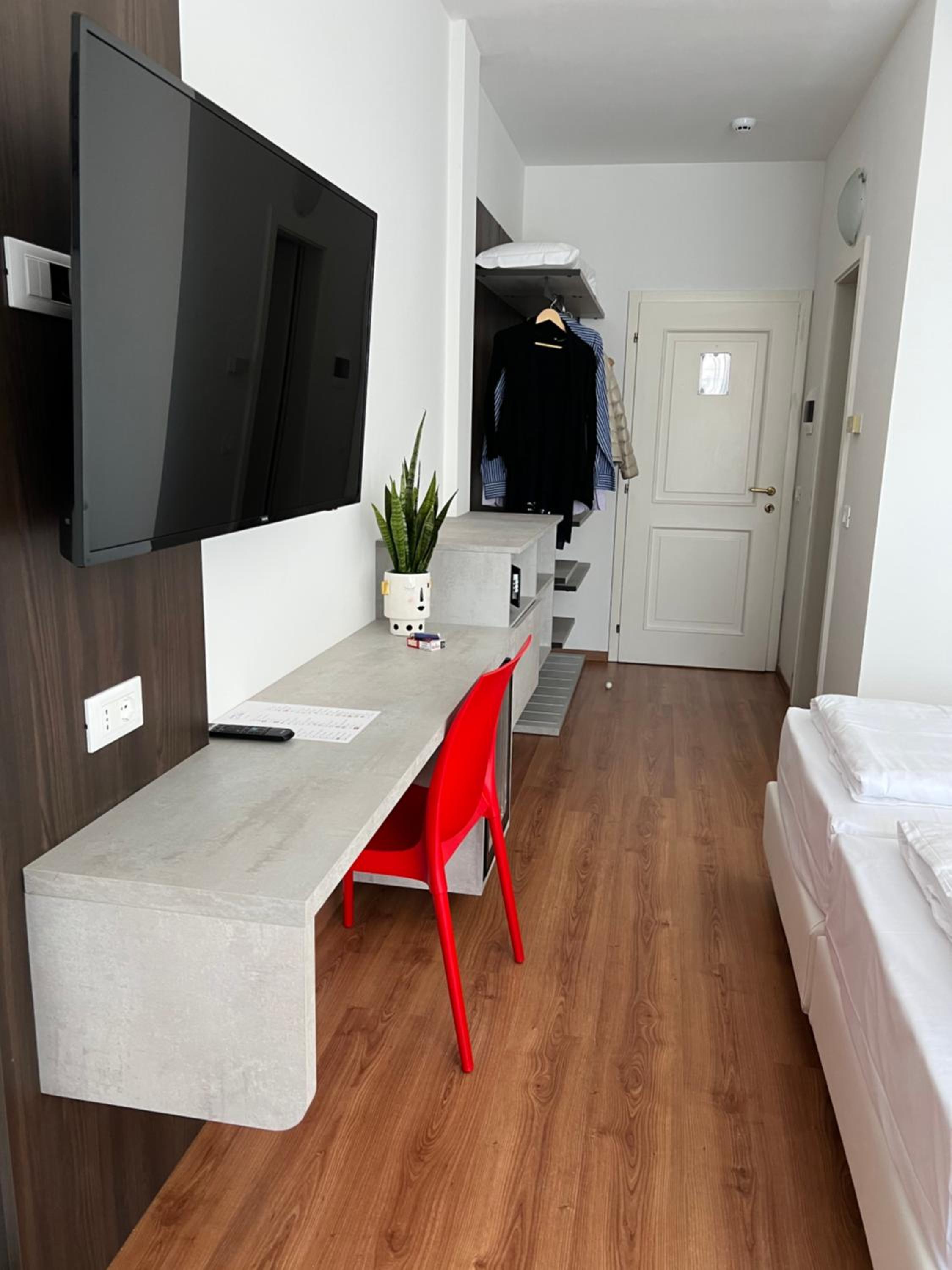 Twin Room with Mountain View photo 2
