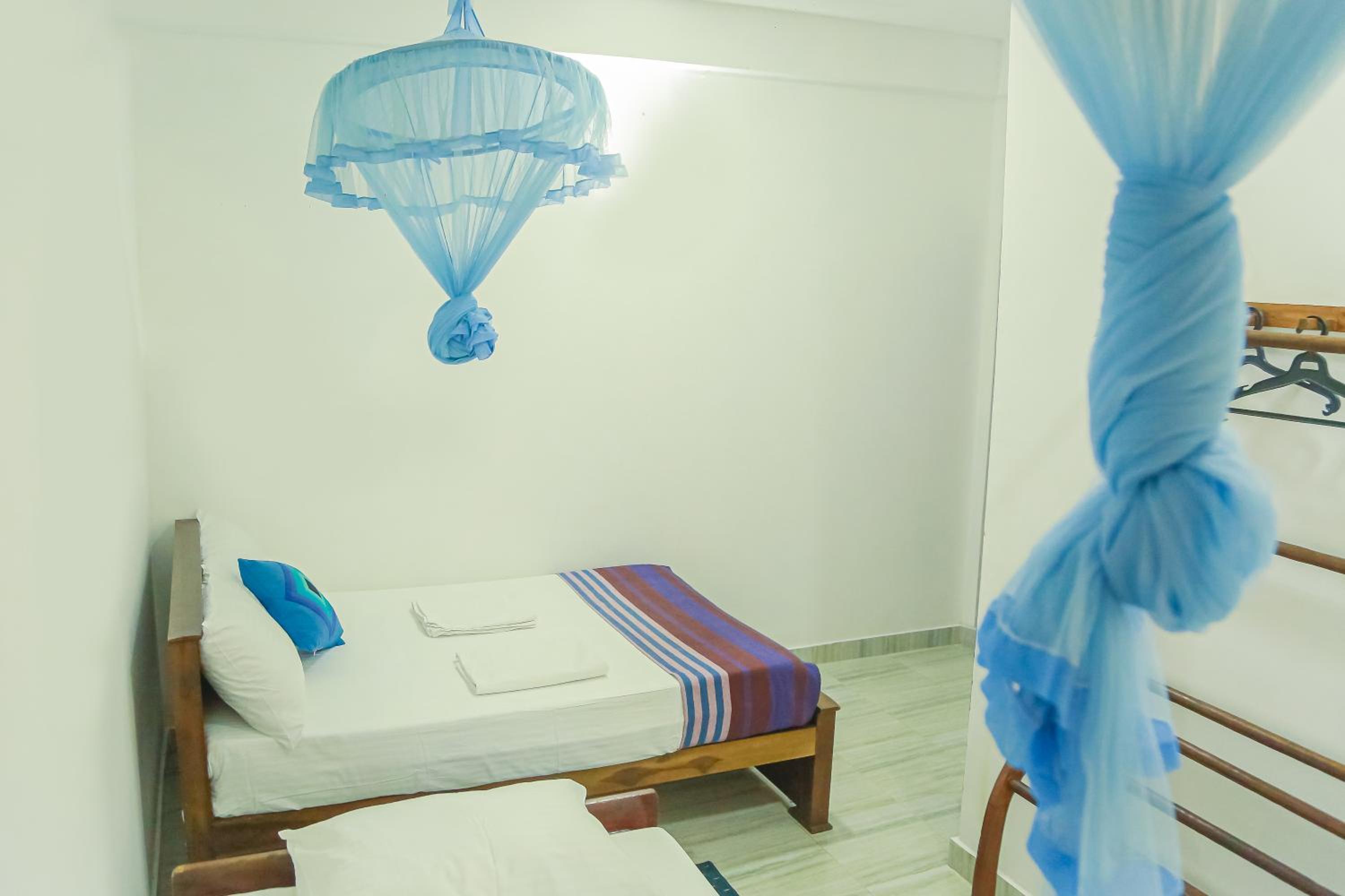 Budget Double Room photo 2