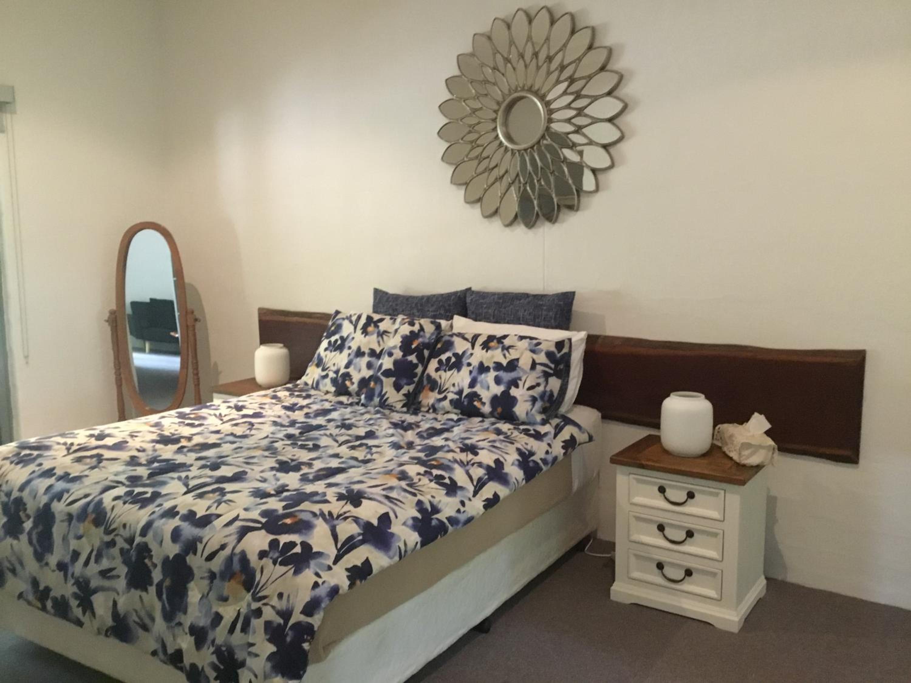 Deluxe Double Room with Shower photo 1