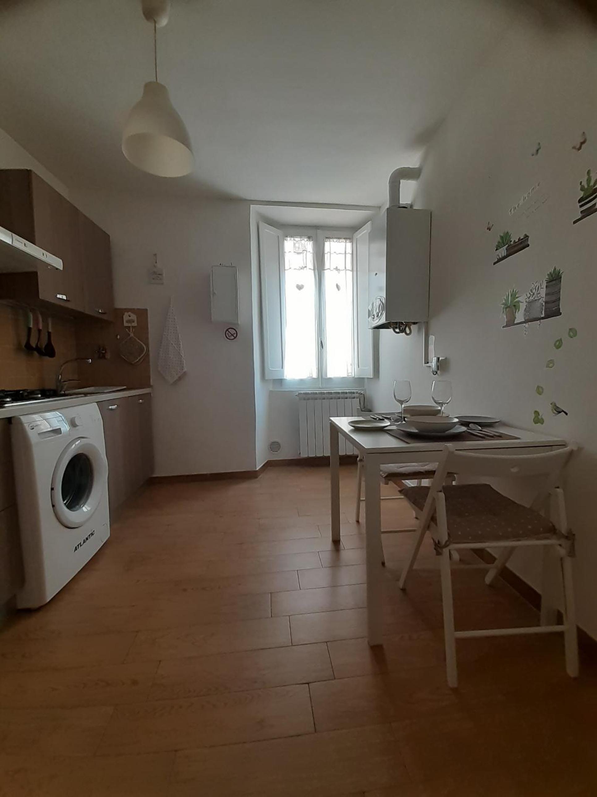 One-Bedroom Apartment - Photo 5