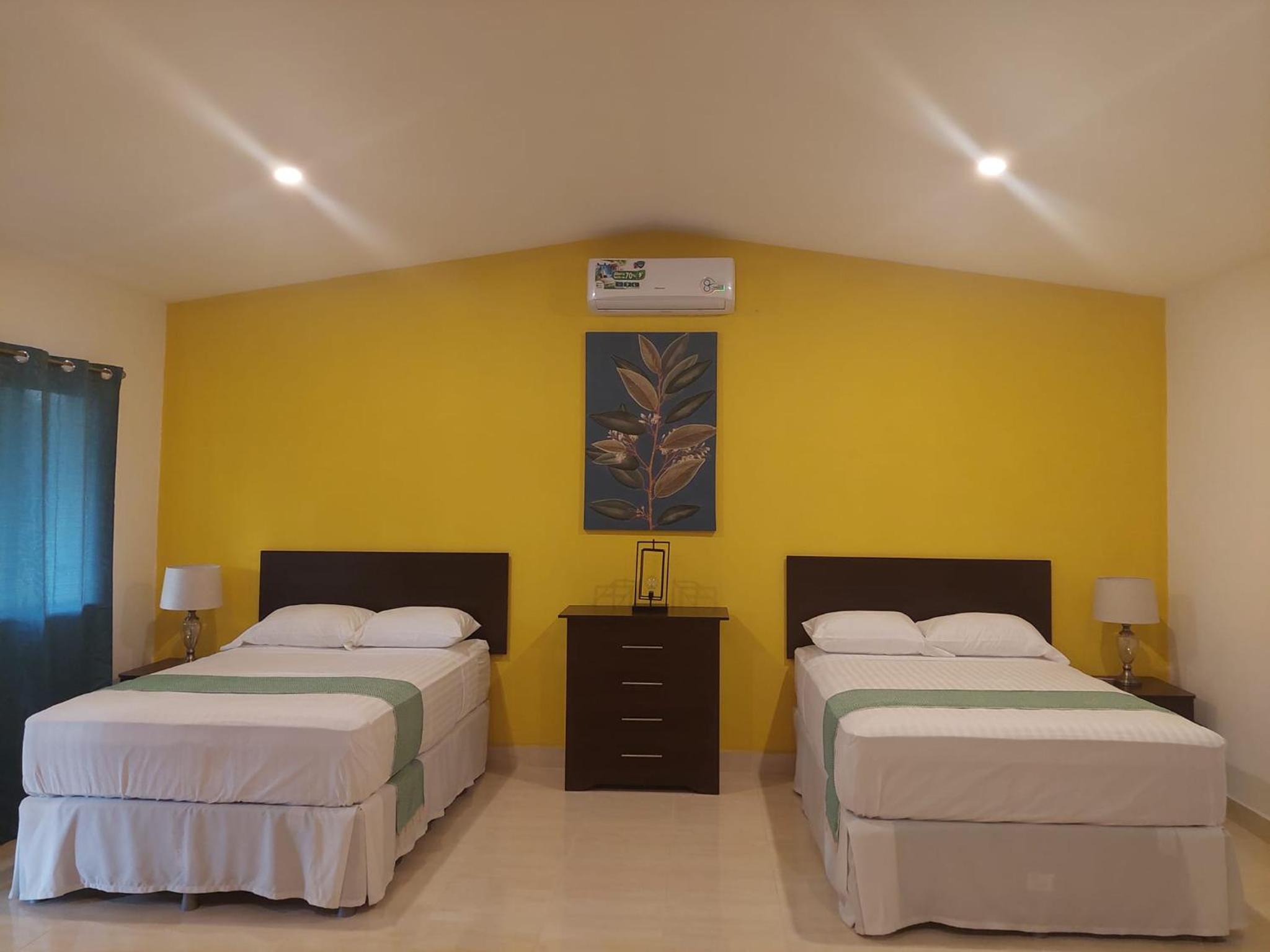 Deluxe King Suite