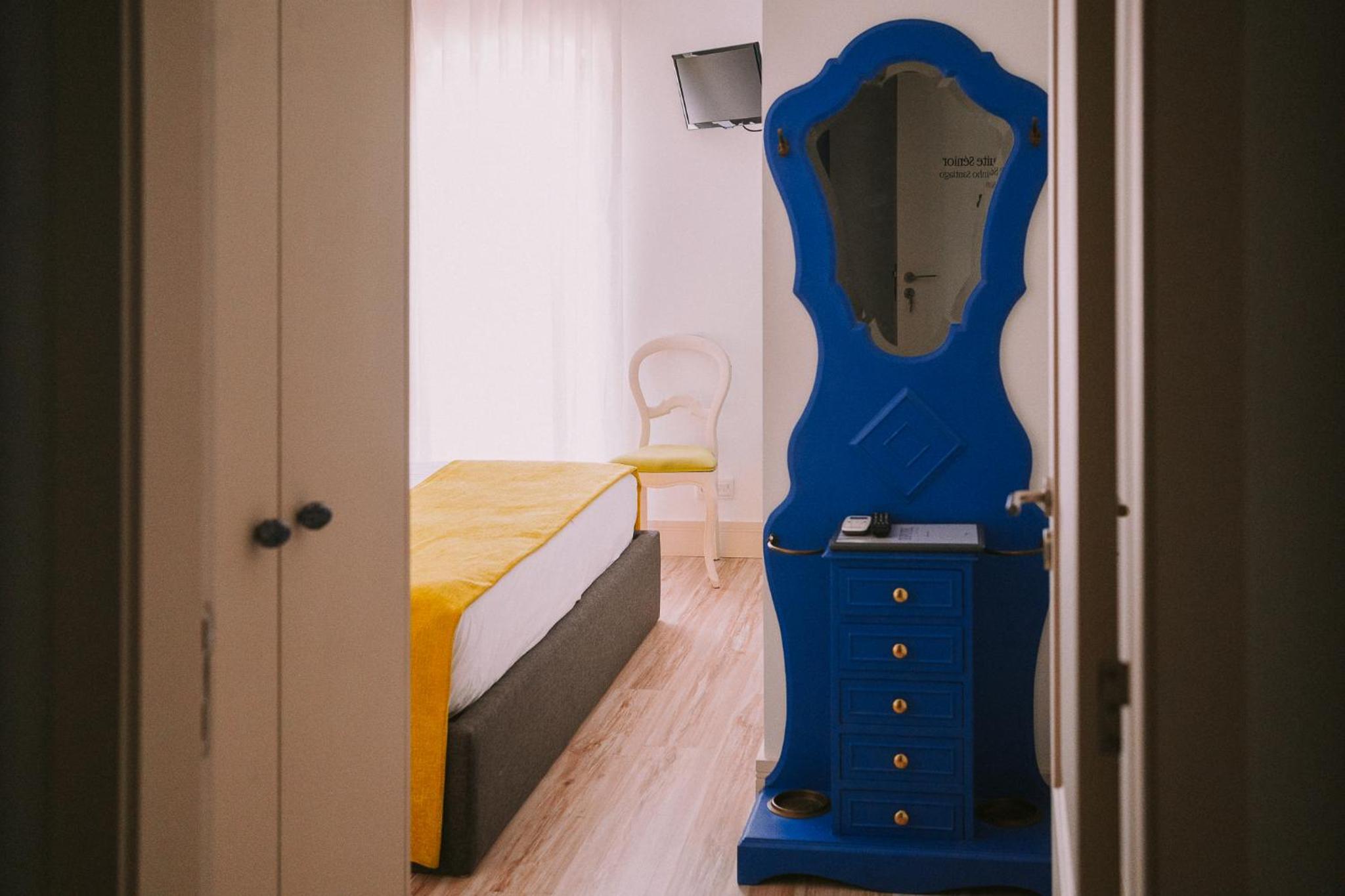 Suite - Photo 2