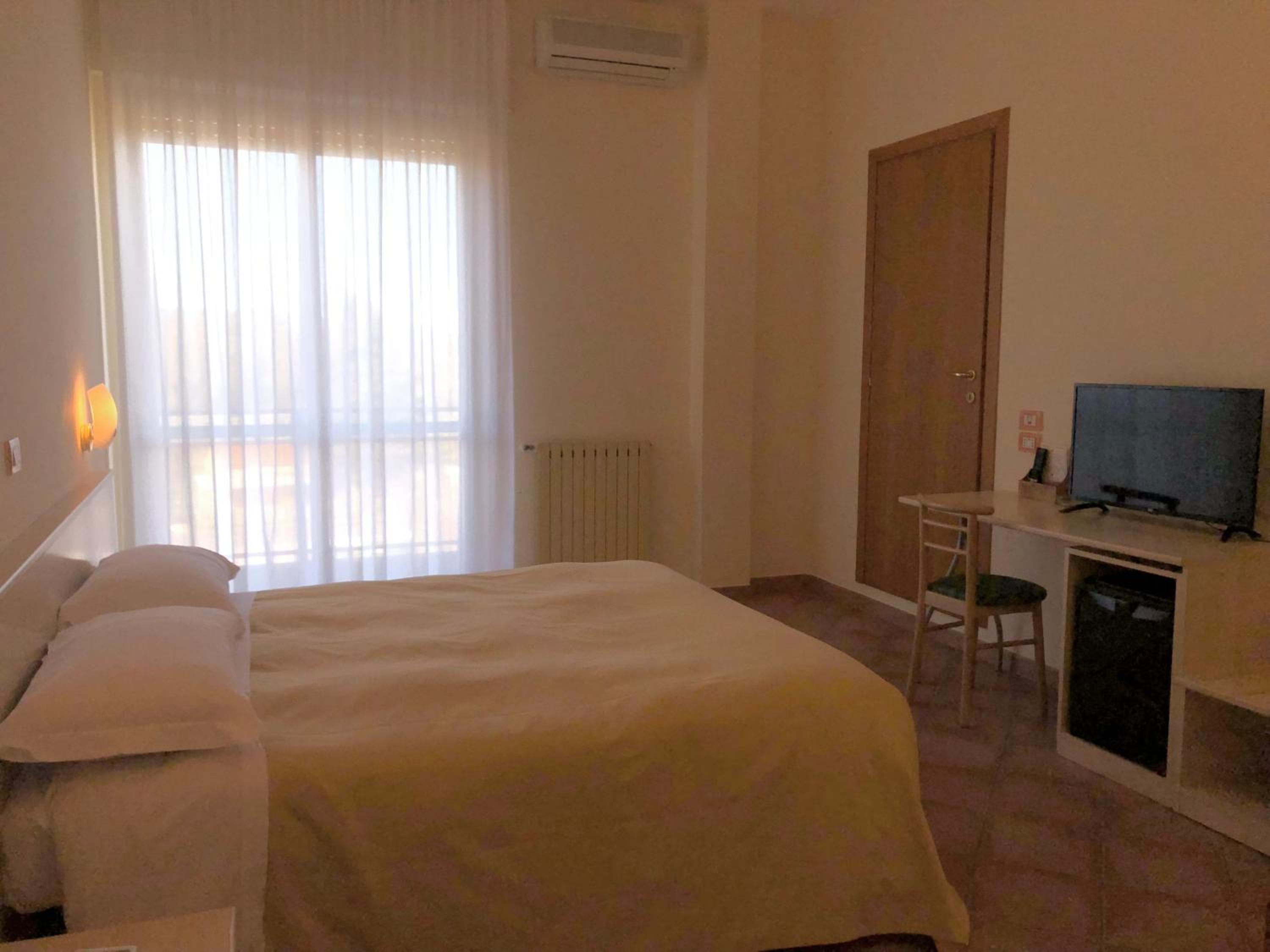 Double Room photo 3
