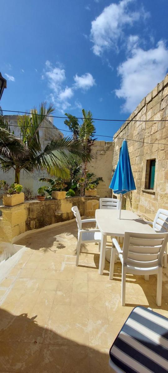 Double Room with Pool View photo 2