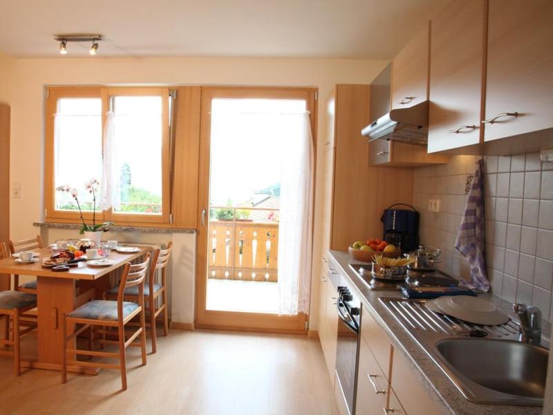 Apartment with Balcony photo 3