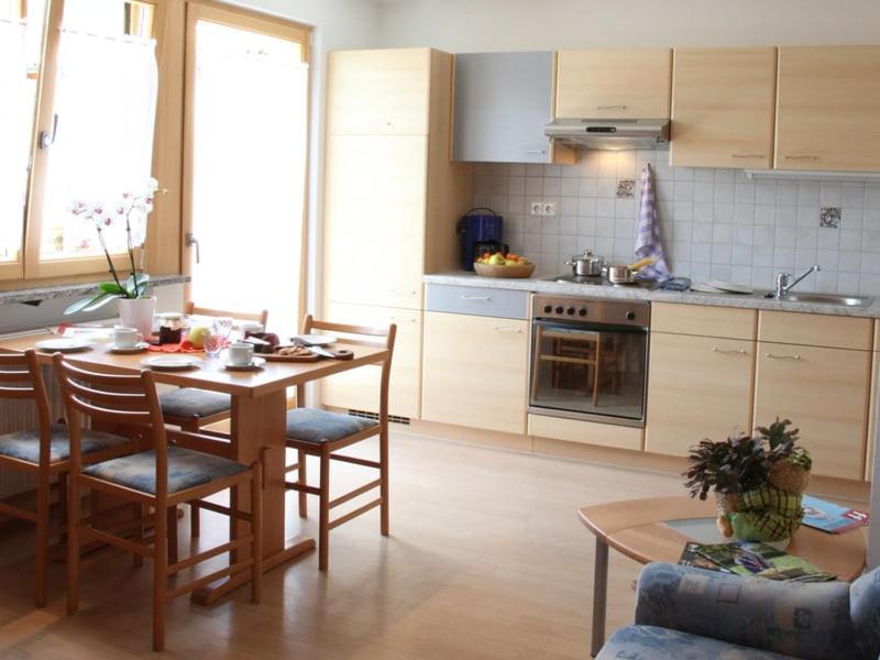 Apartment with Balcony photo 3