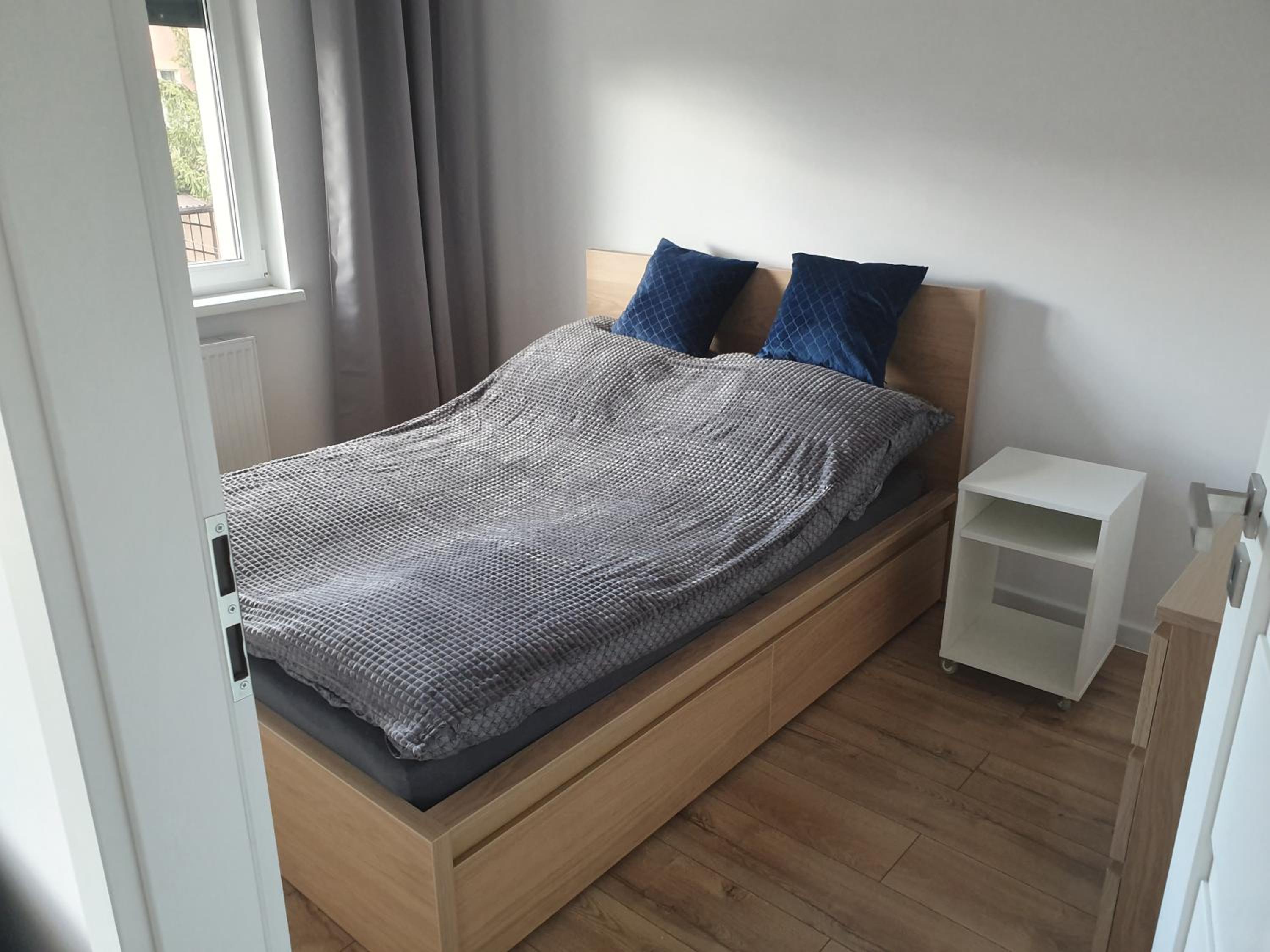 One-Bedroom Apartment - Photo 3