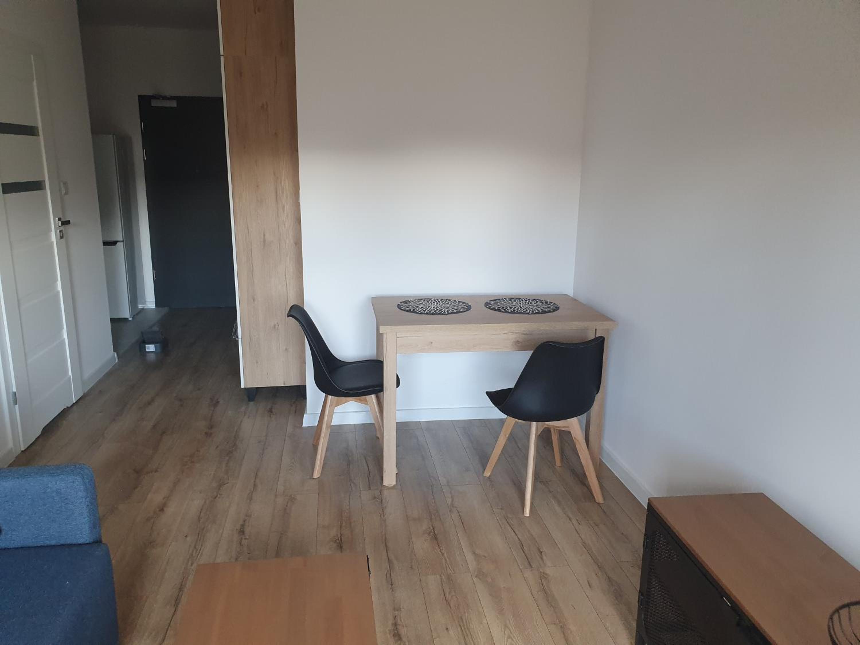 One-Bedroom Apartment - Photo 5