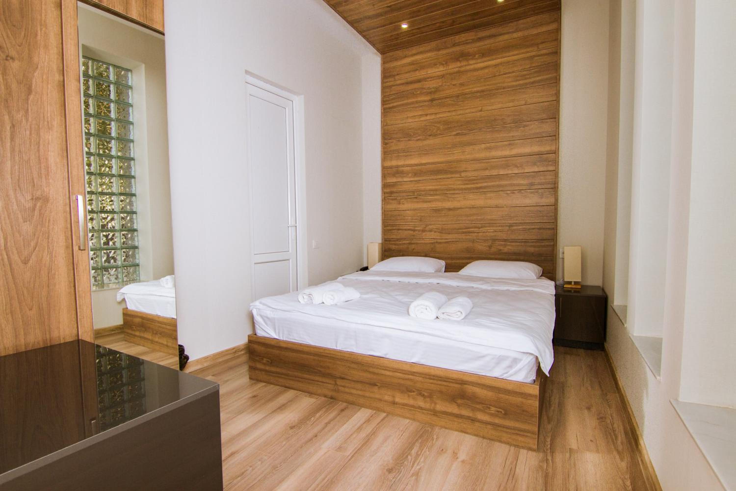 Standard Double Room - Photo 2