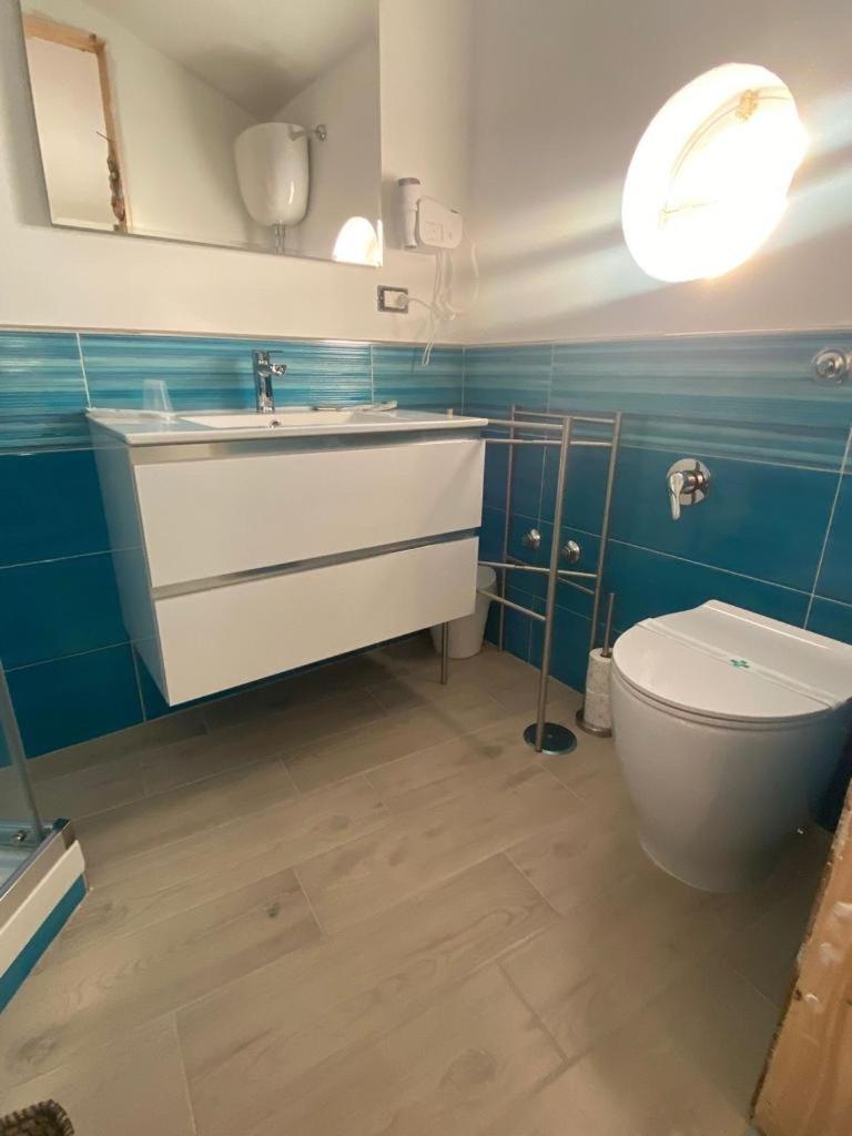 Double Room with Balcony and Sea View photo 2