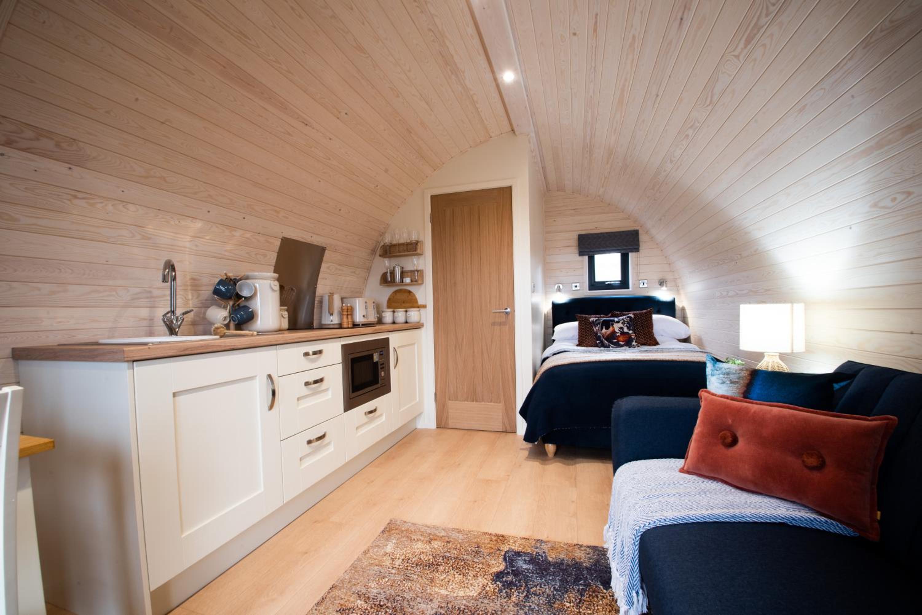 Double Room with Spa Bath photo 1