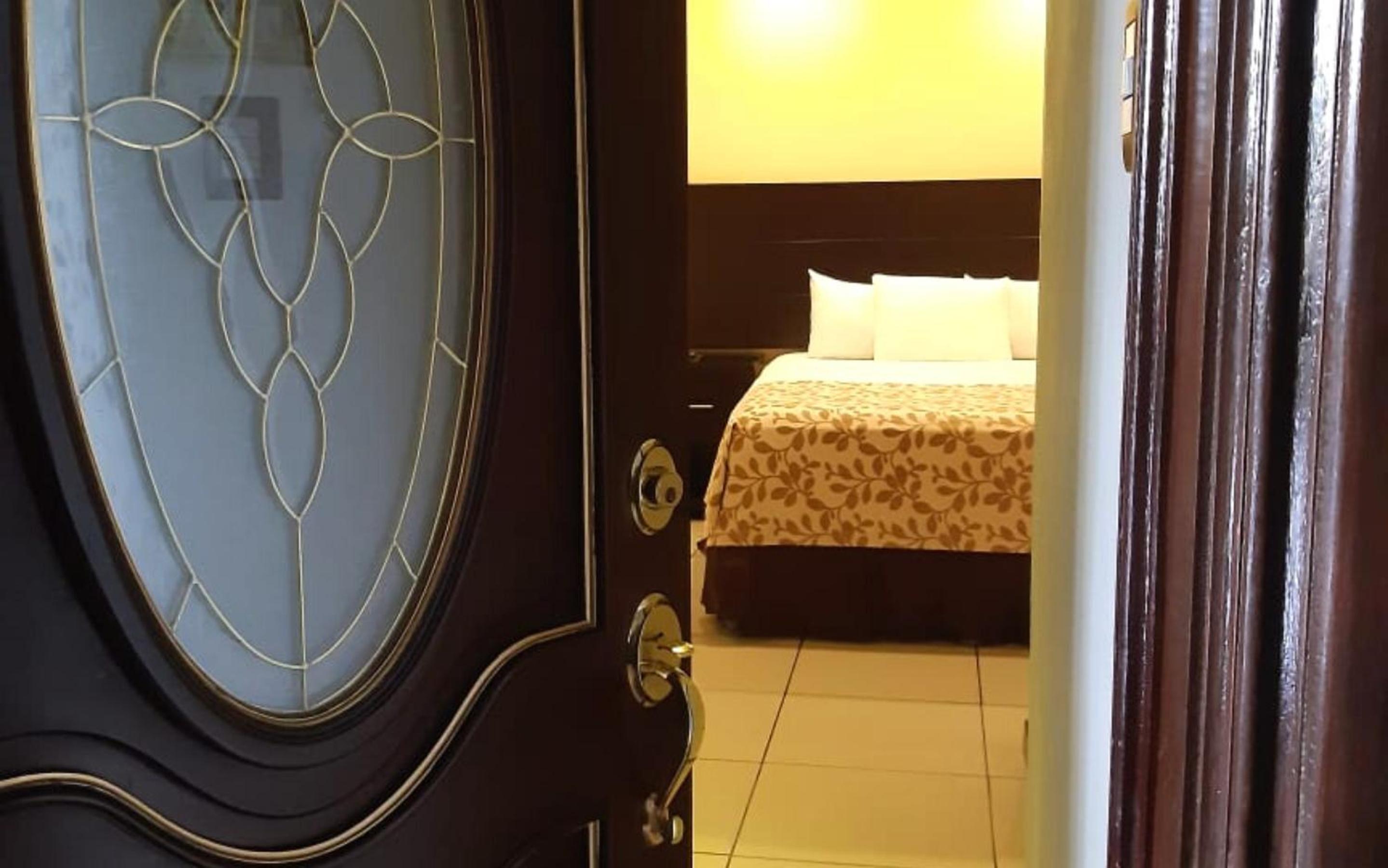 Double Room - Photo 4