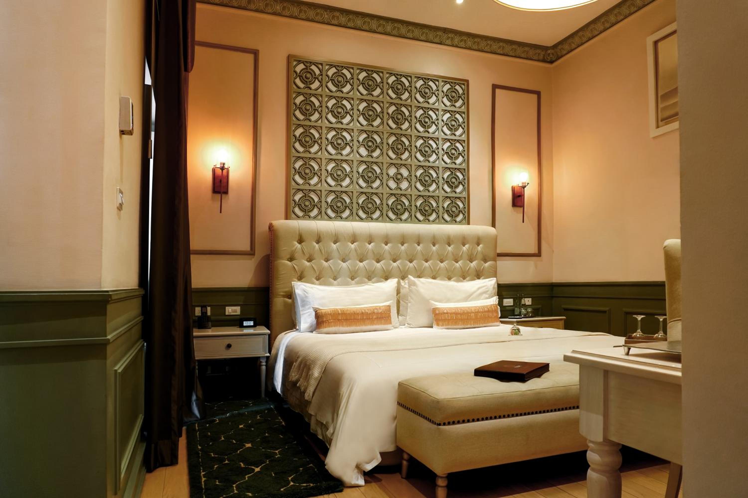 Deluxe Double or Twin Room photo 1