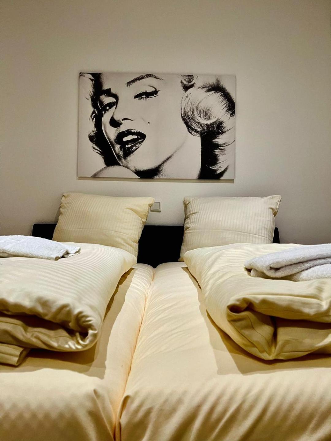 Standard Double Room - Photo 1