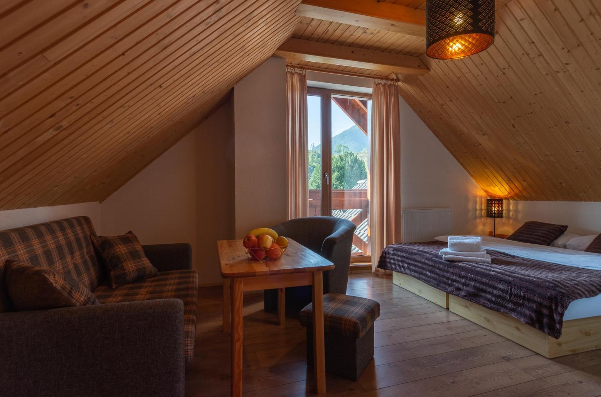 Double Room with Extra Bed photo 2