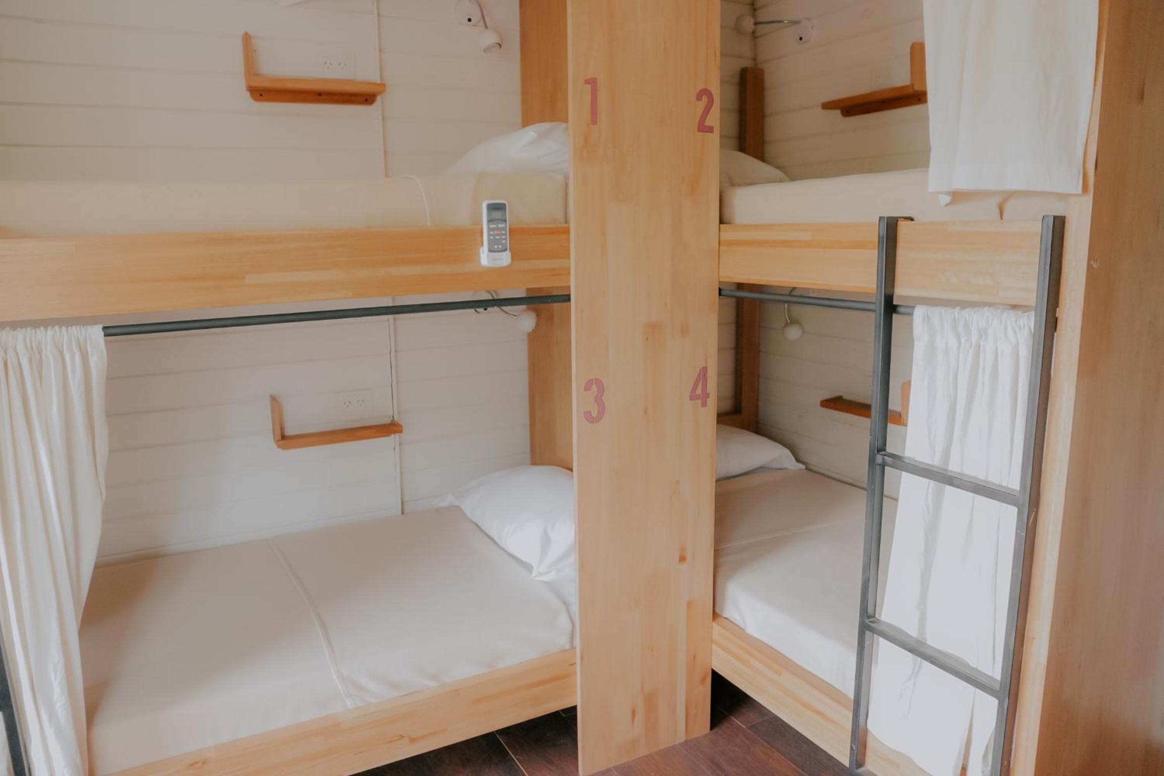 Bed in 4-Bed Dormitory Room photo 1