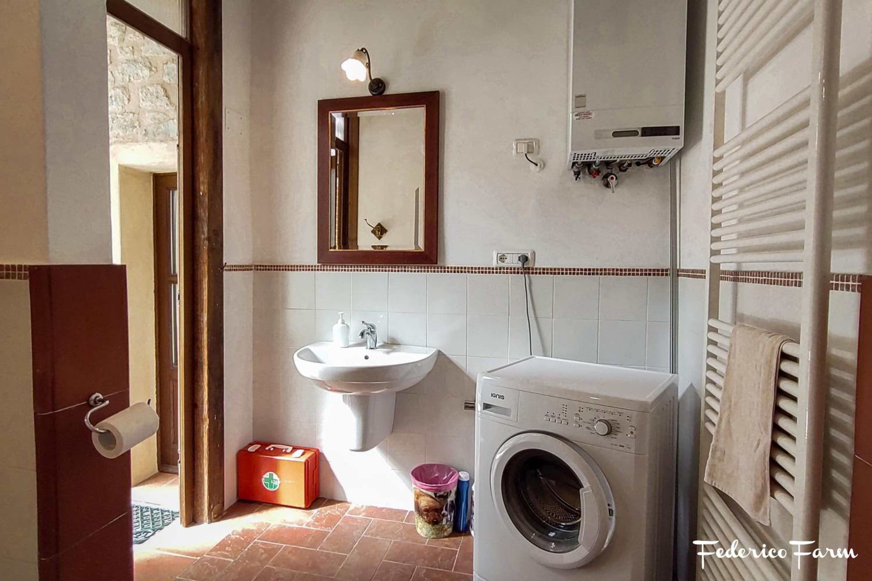 Double Room with Patio - Photo 7