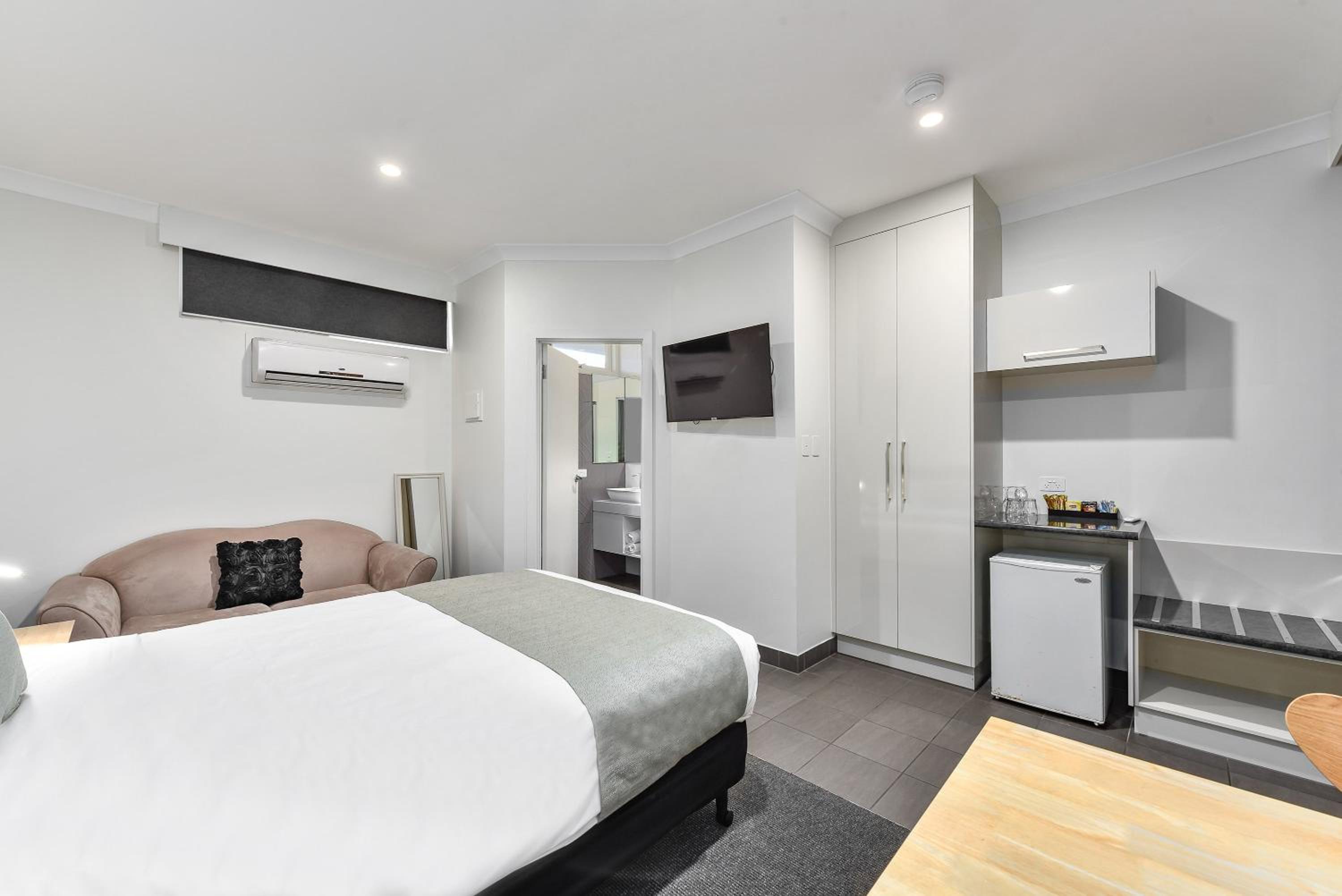Deluxe Double Room - Photo 3