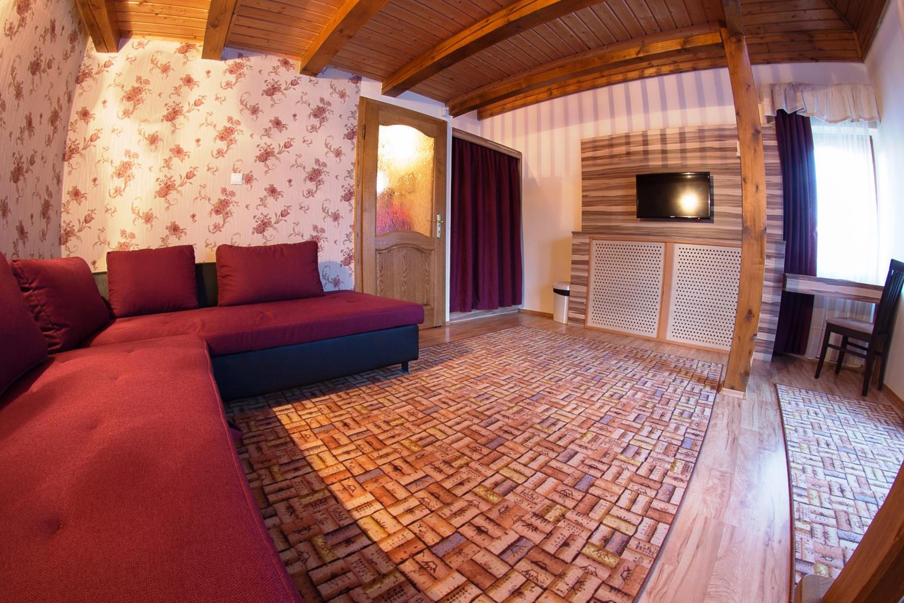 Family Room photo 1