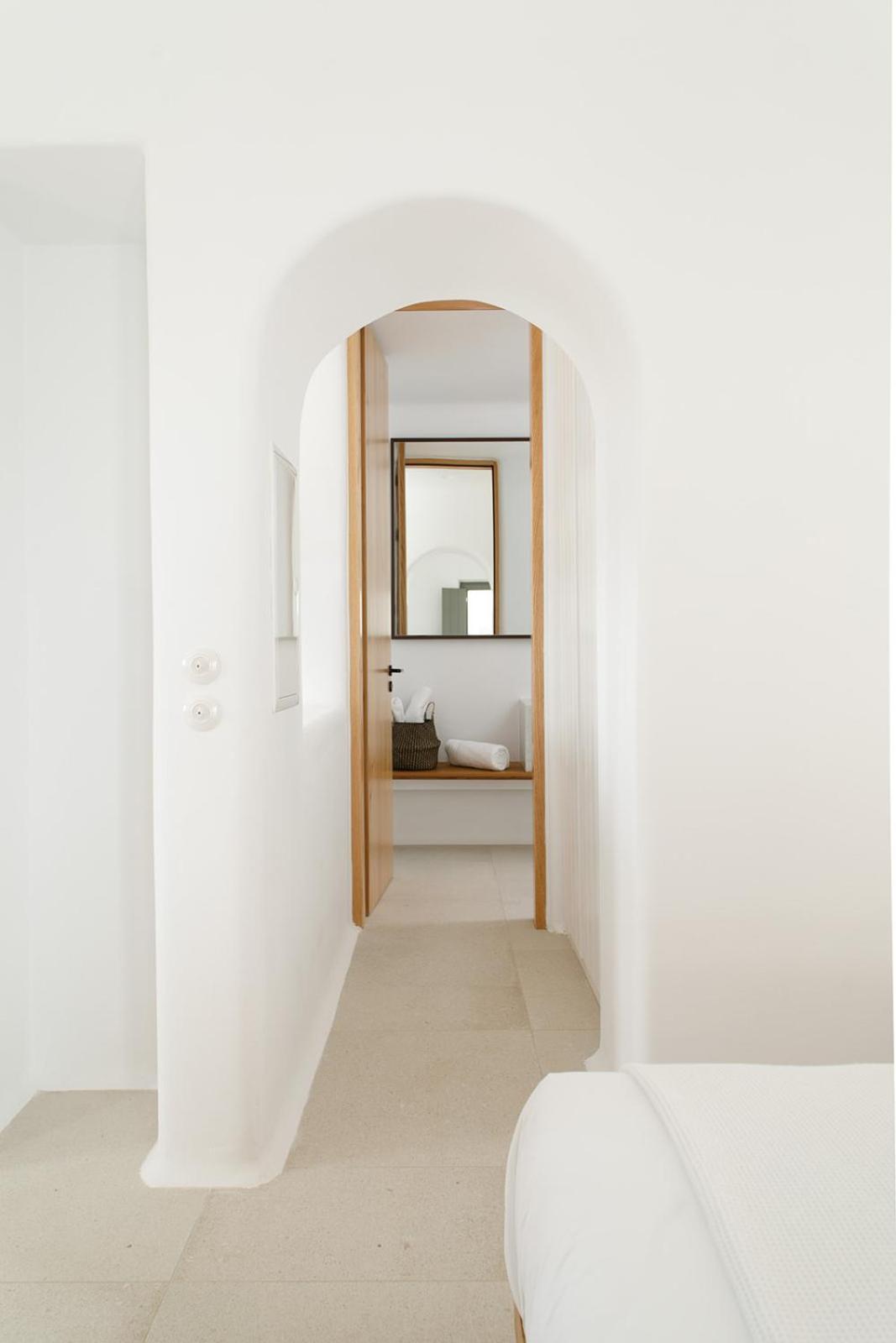Suite with Balcony - Photo 19