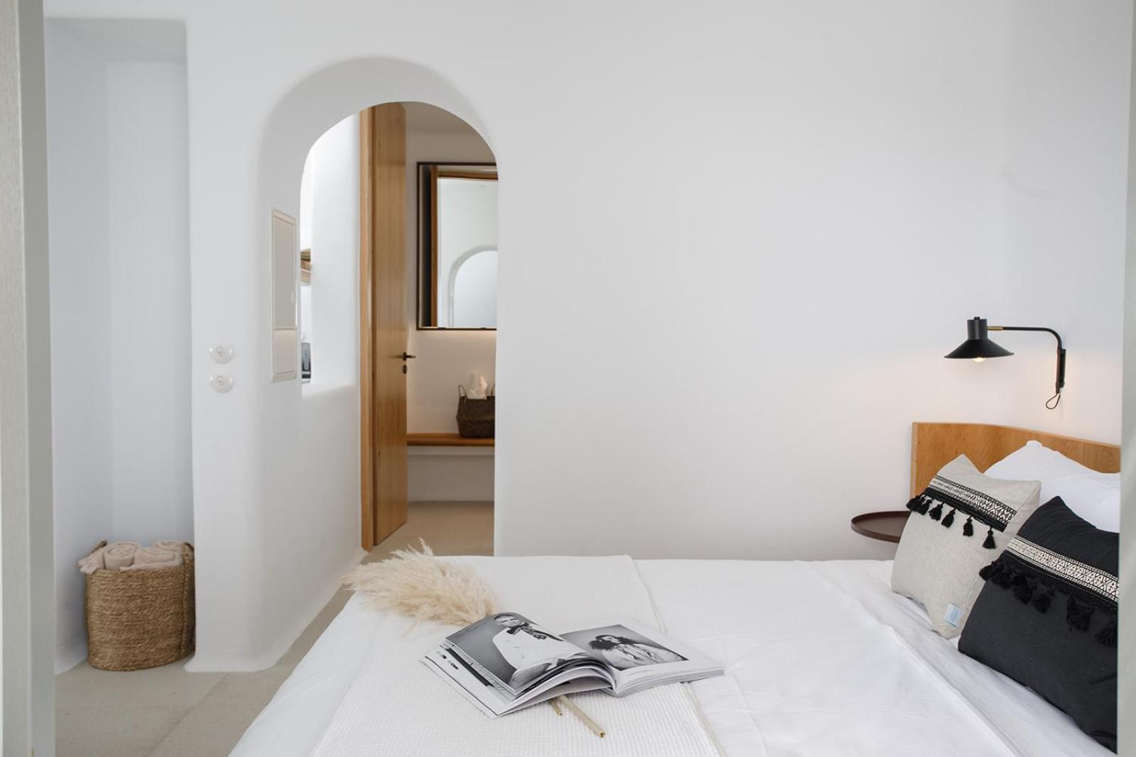Suite with Balcony - Photo 18