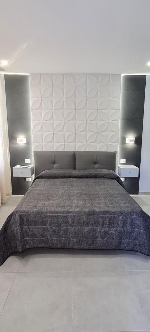 Deluxe Triple Room with Sea View