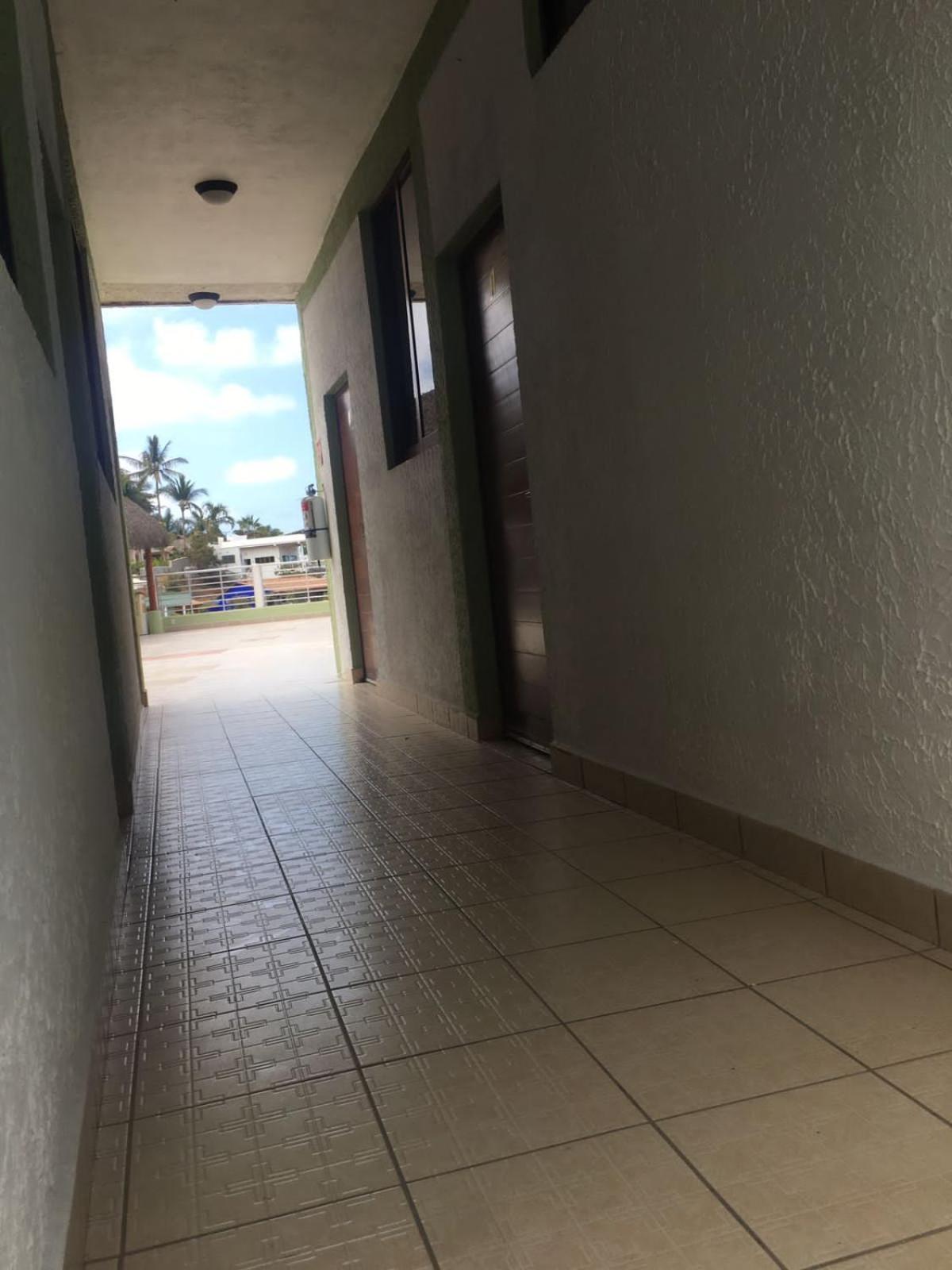 Triple Room with View - Photo 6