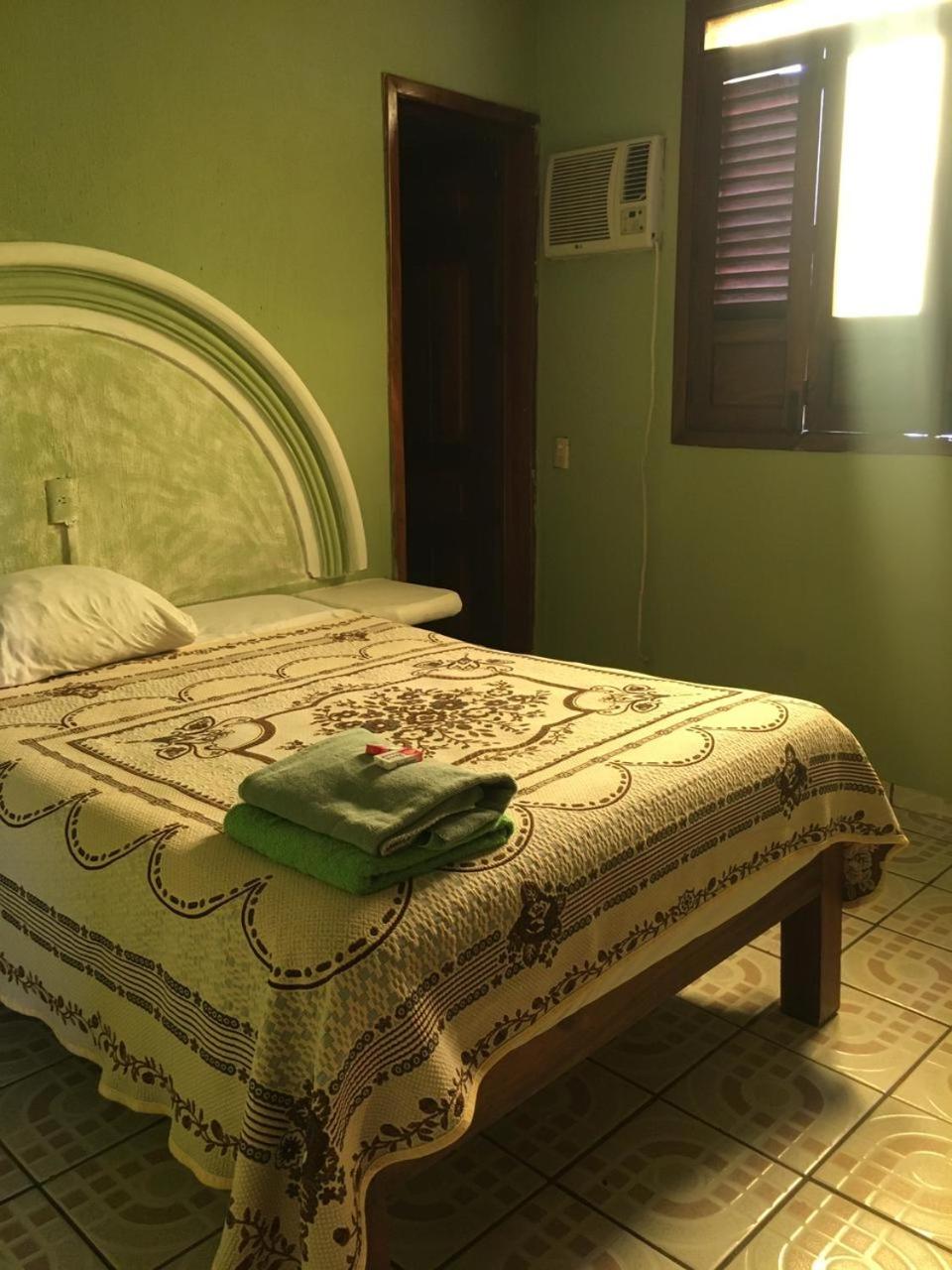 Three-Bedroom House - Photo 2