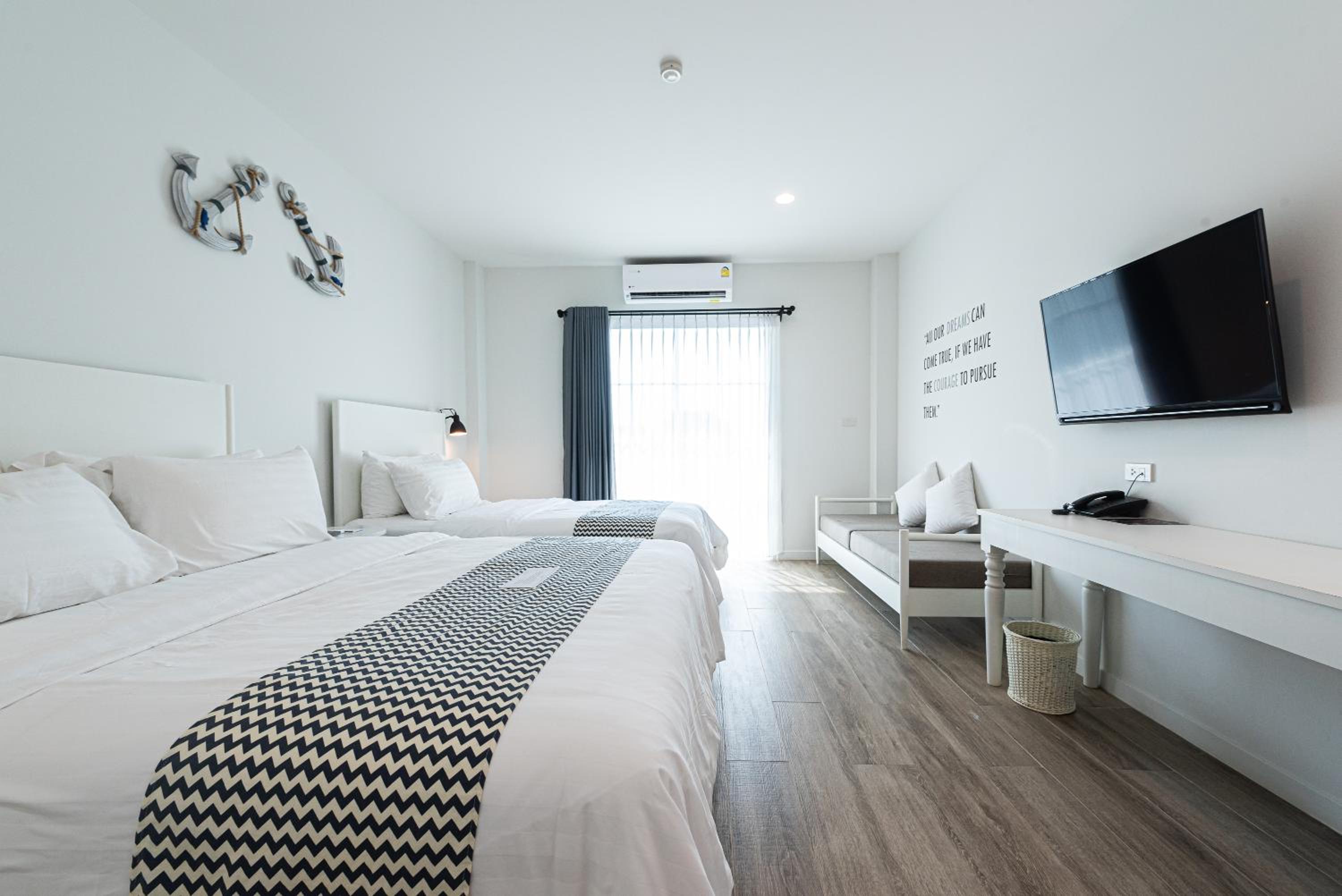 Superior Twin Room