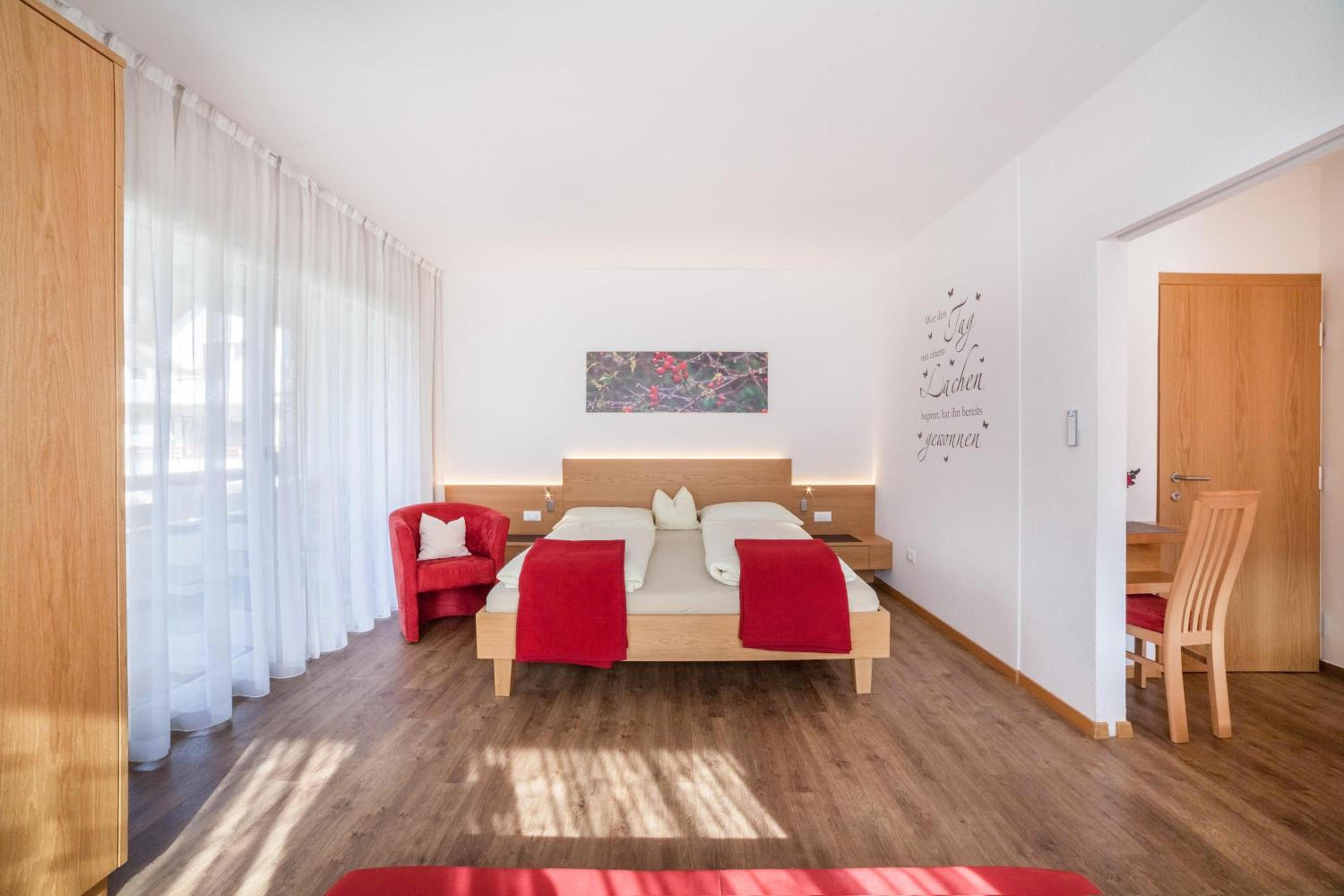 Superior One-Bedroom Apartment with Balcony photo 1