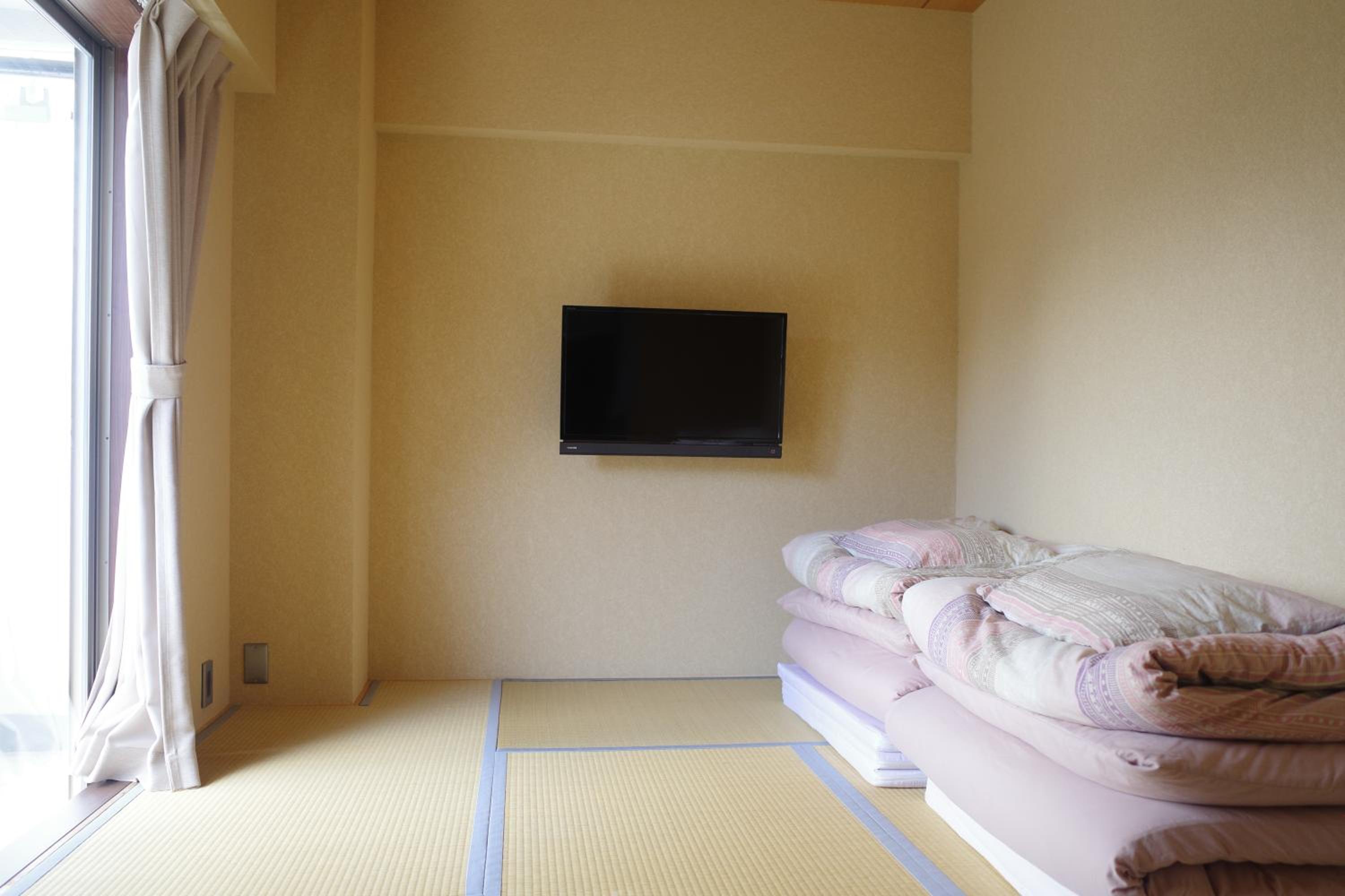 Apartment with Sea View - Photo 6
