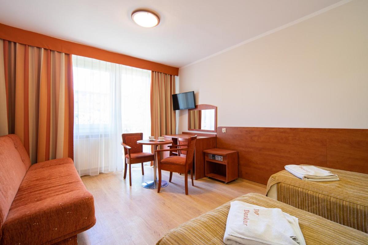 Triple Room photo 1