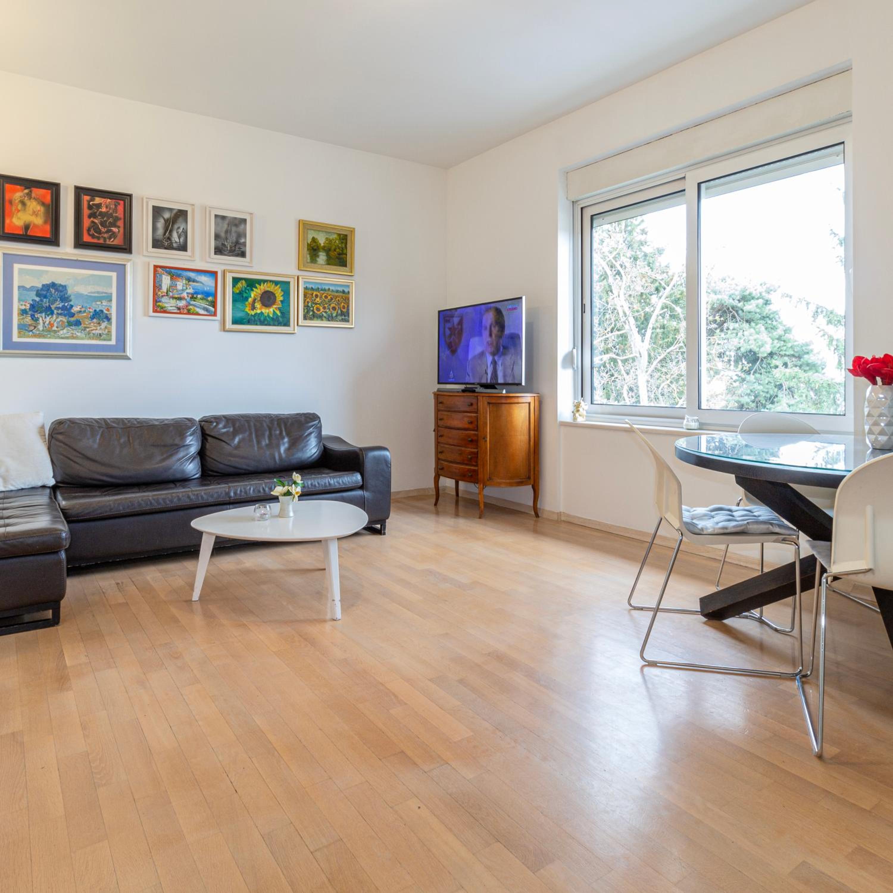 Two-Bedroom Apartment - Photo 1