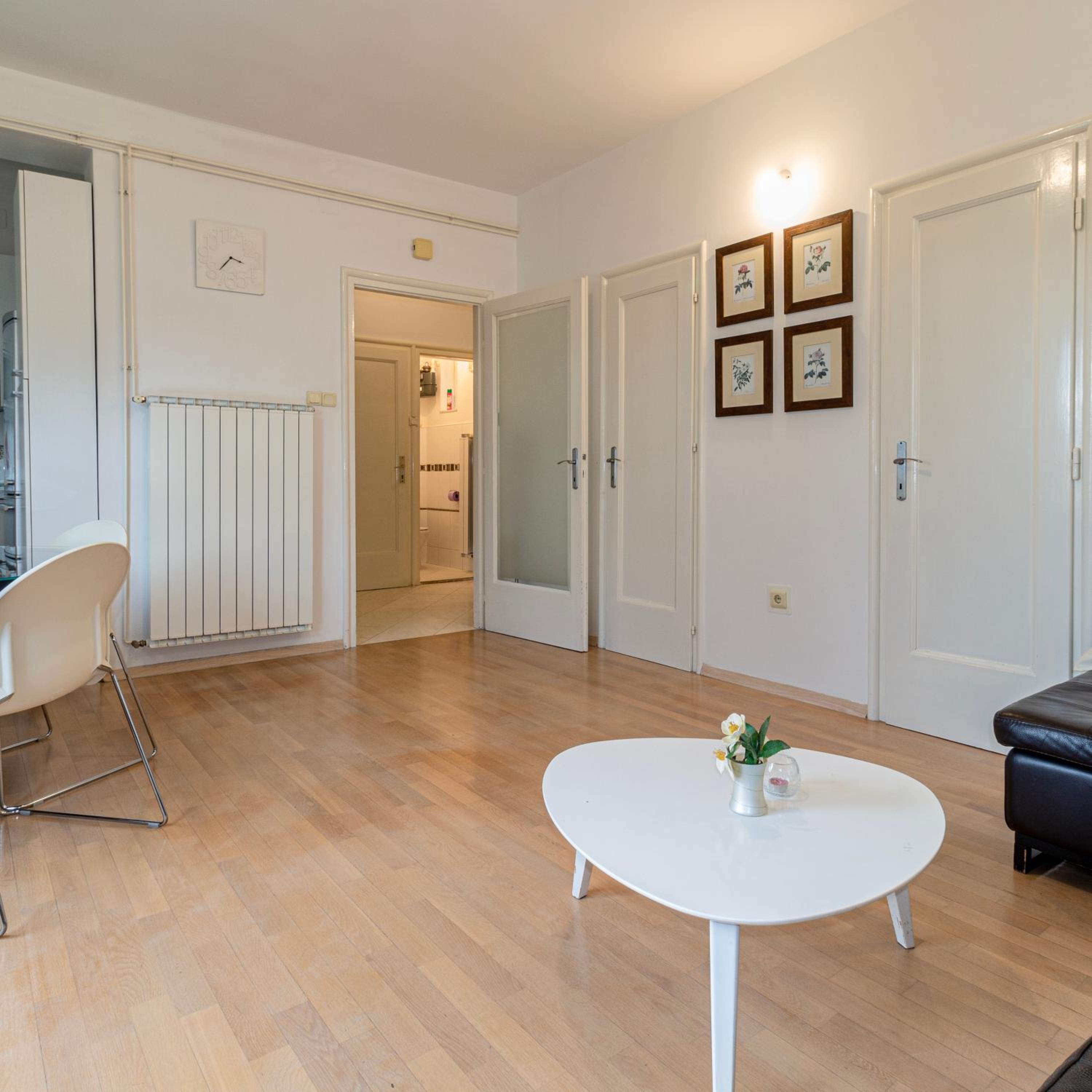 Two-Bedroom Apartment - Photo 15