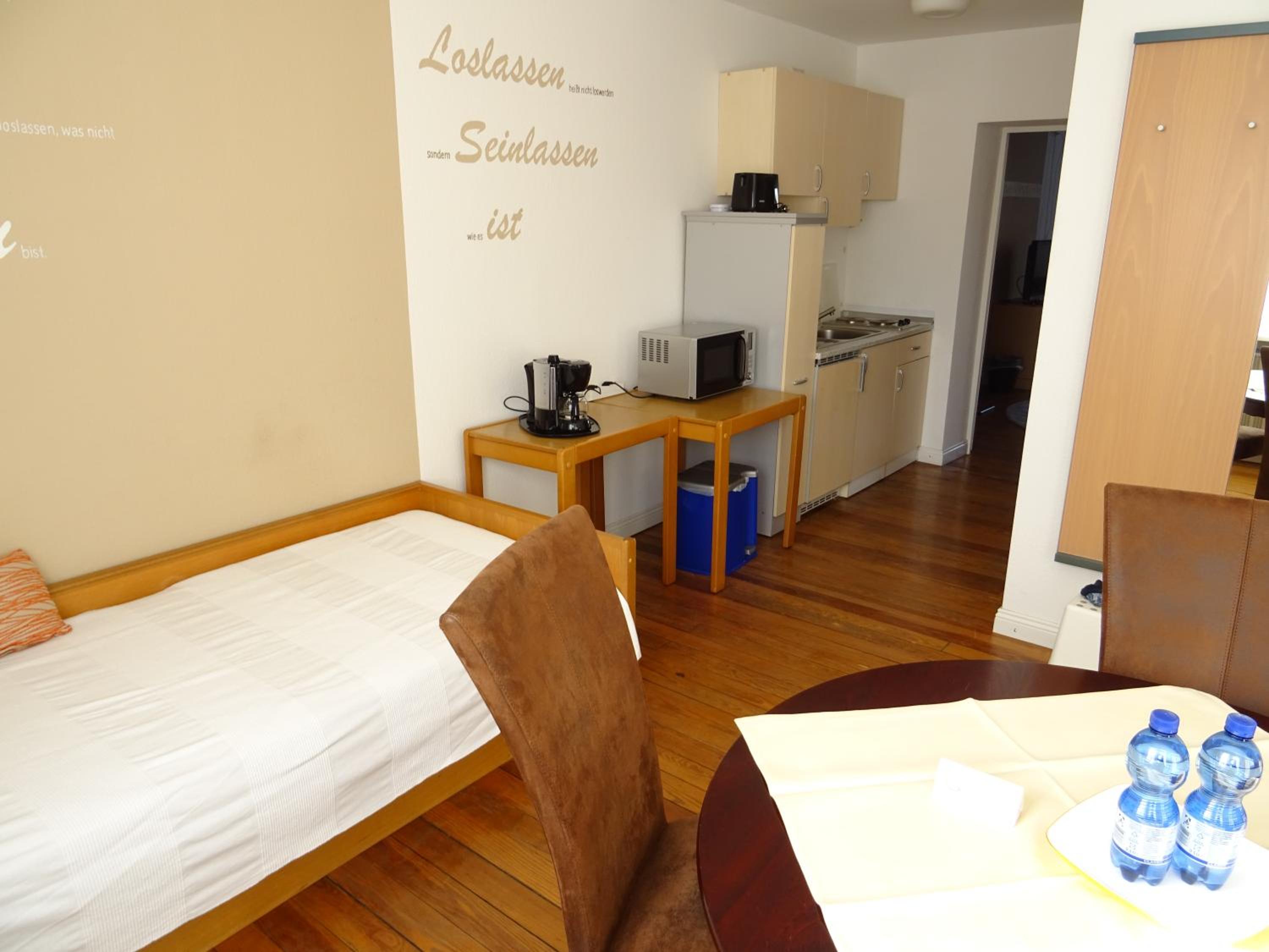One-Bedroom Apartment photo 3