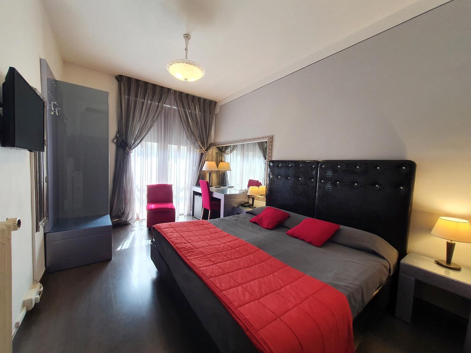 Standard Double Room - Photo 4