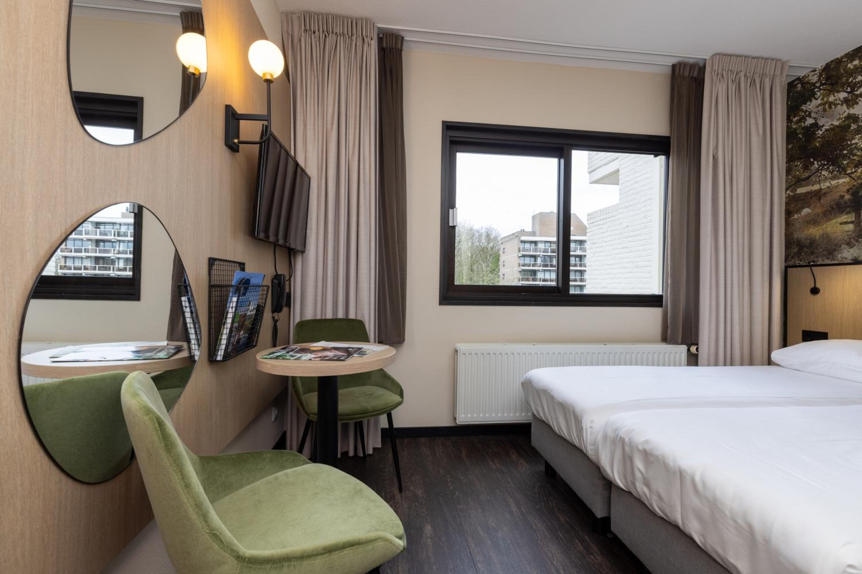 Small Double Room - Photo 2