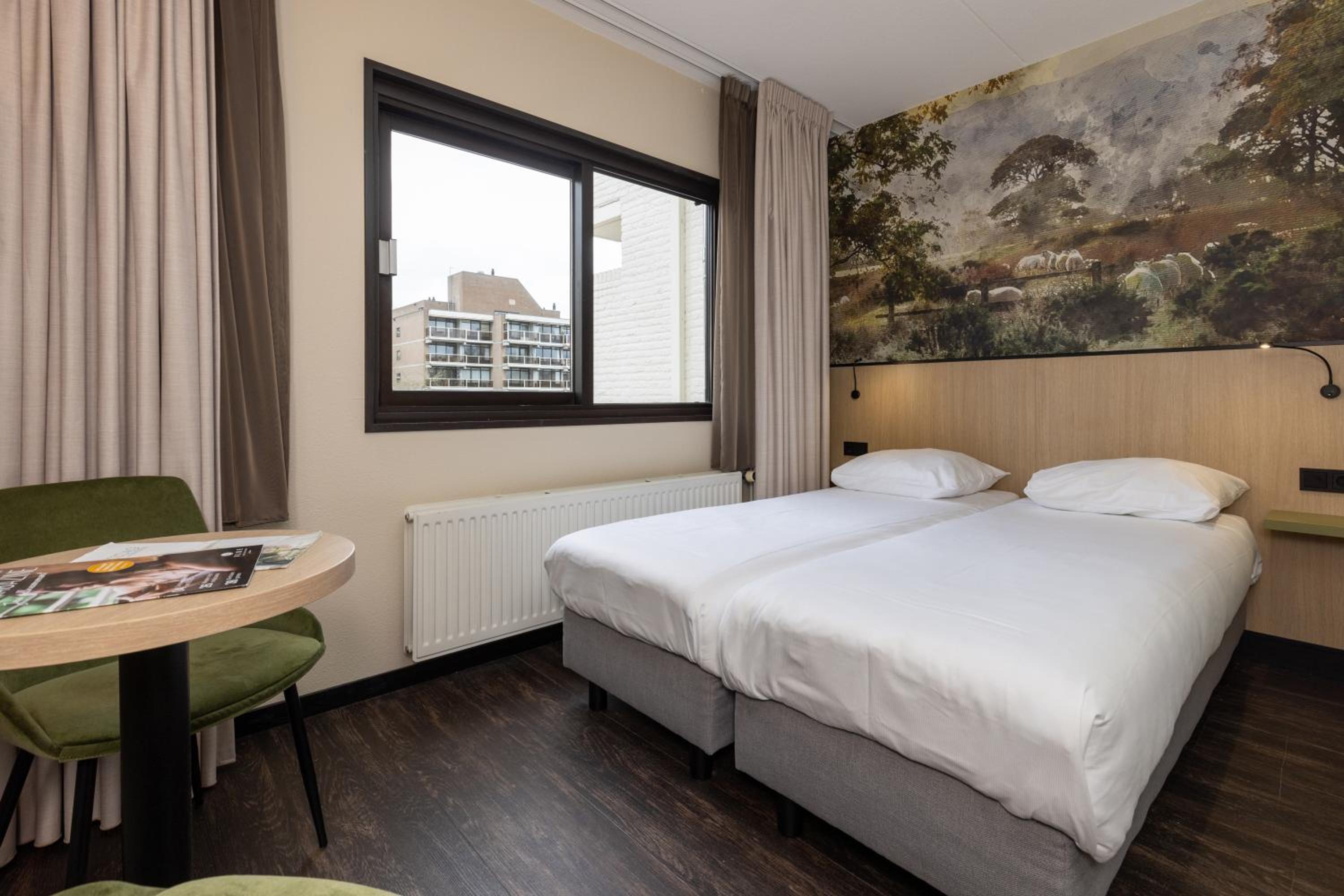 Small Double Room - Photo 1