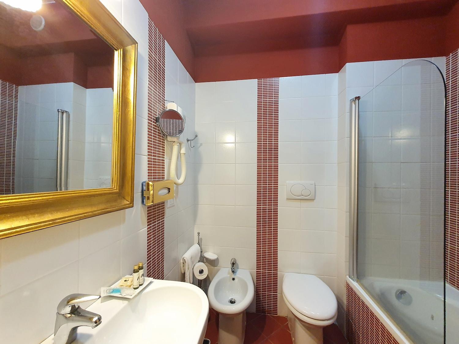 Superior Twin Room - Photo 6