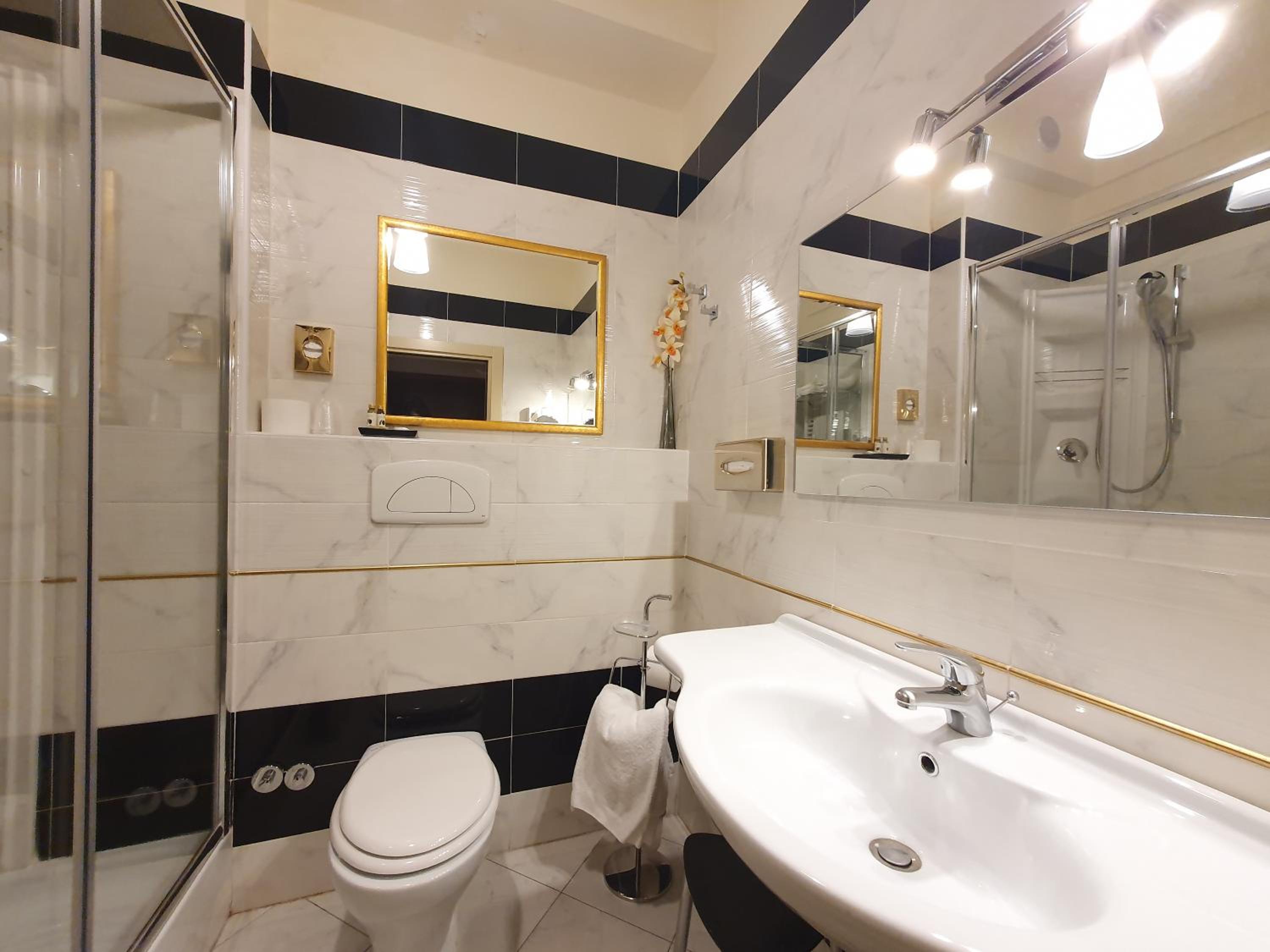 Superior Twin Room - Photo 4