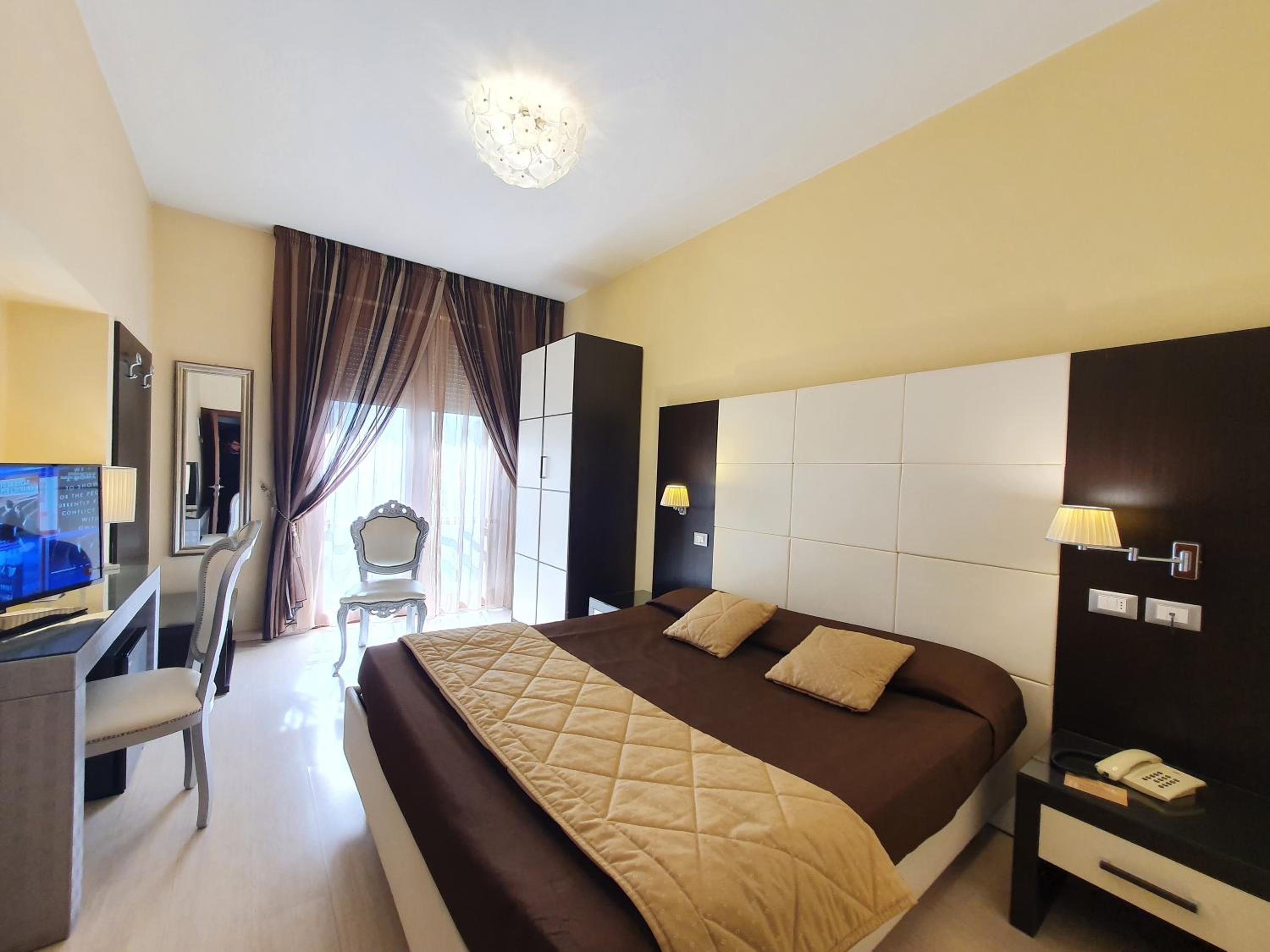 Superior Double Room - Photo 4